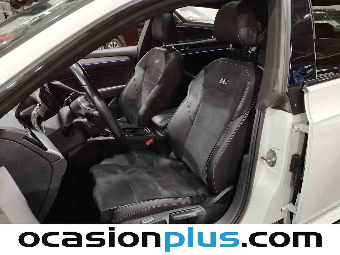 Foto Volkswagen Arteon Volkswagen Arteon R-Line 2.0 TDI  (190 CV) DSG