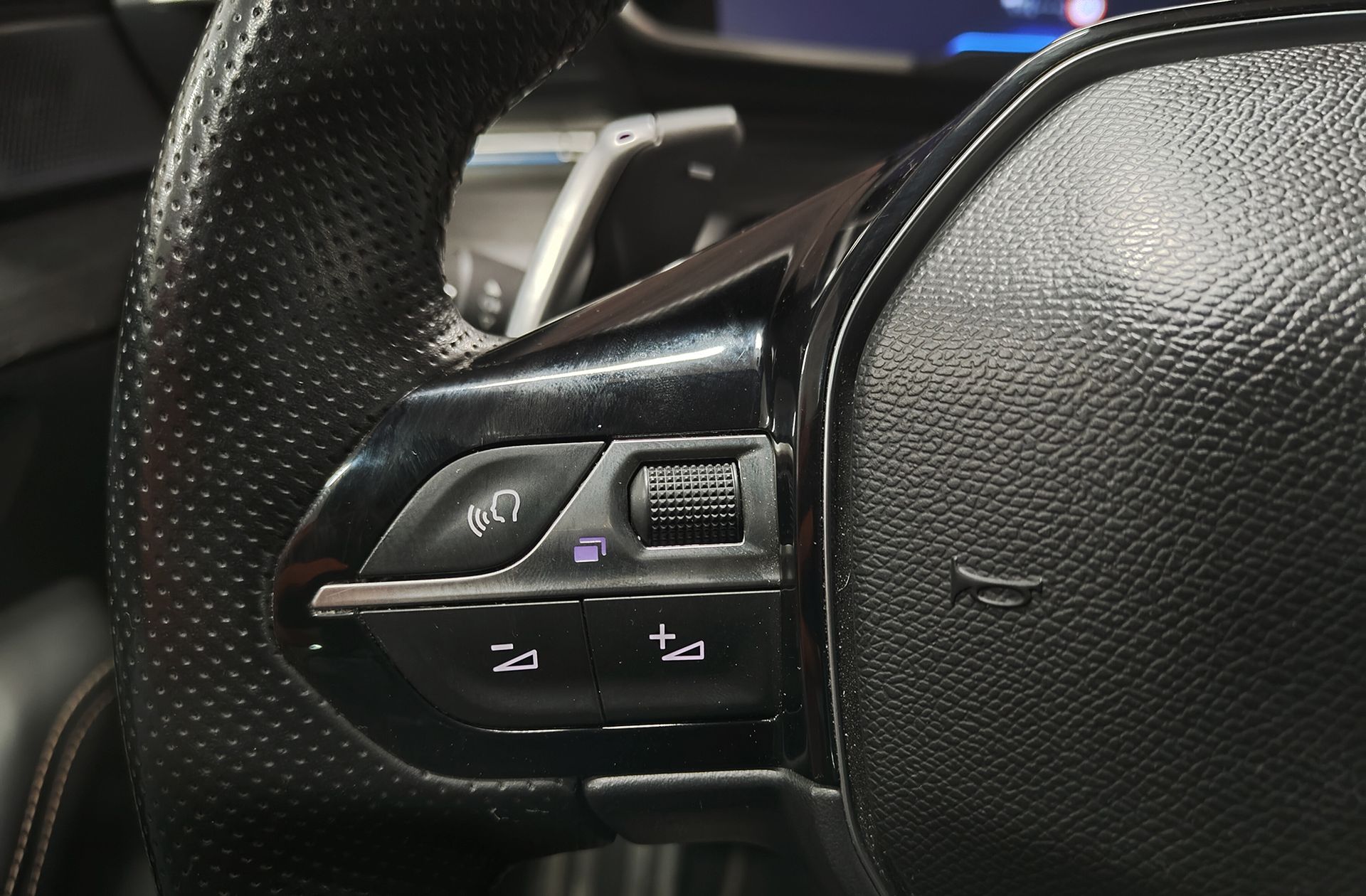 Peugeot 508 BlueHDi 180 First Edition EAT8 - foto 32