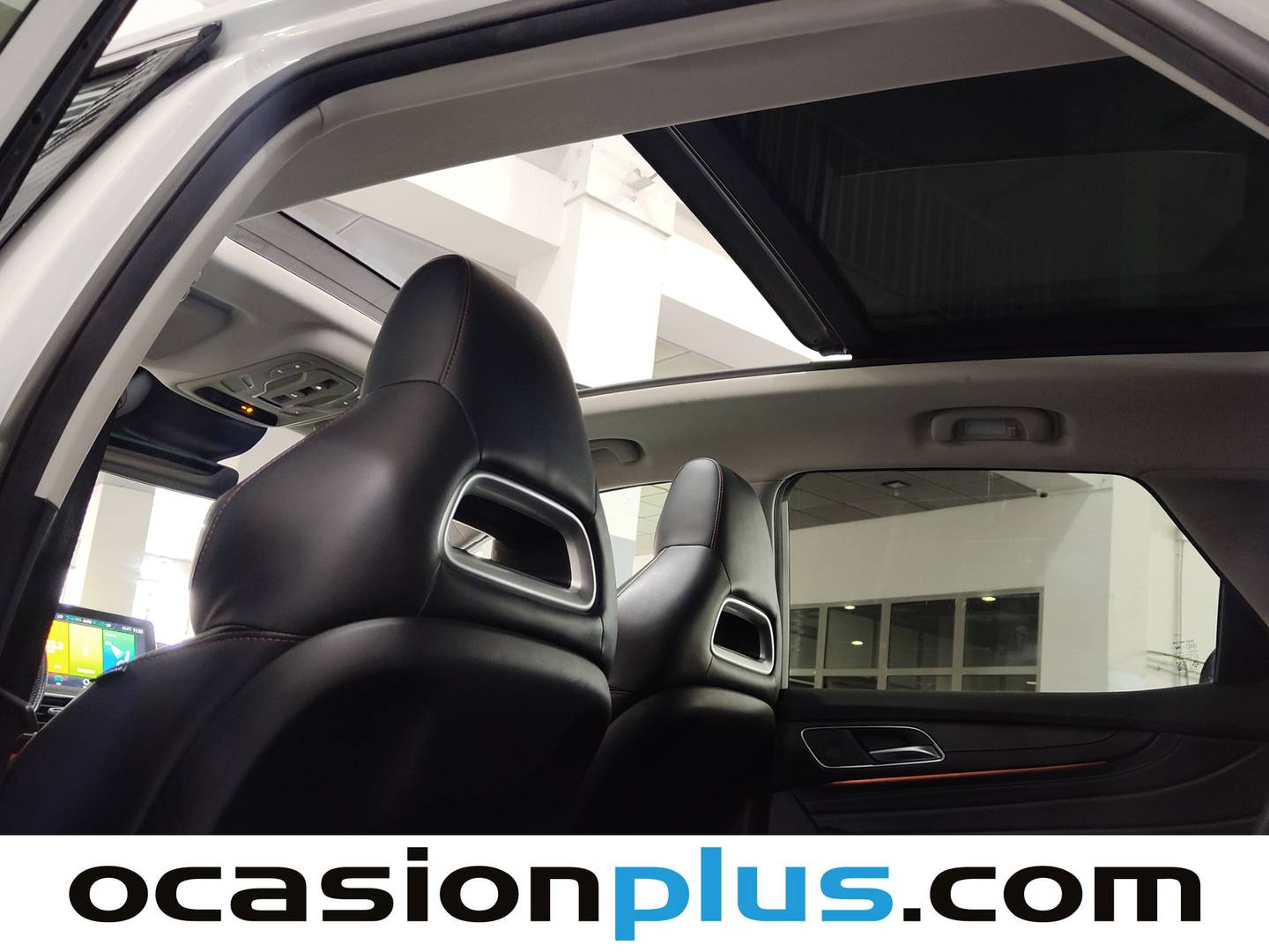Extras y acabados del MG eHS MG eHS 1.5 T-GDI PHEV Luxury (258 CV)