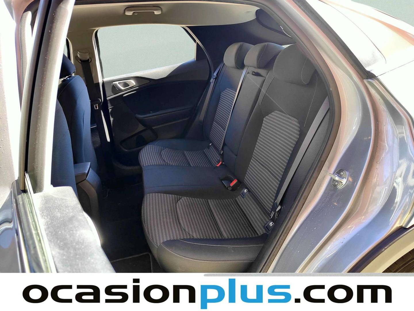 Foto asientos traseros KIA XCeed Kia XCeed 1.0 T-GDi Drive (120 CV)