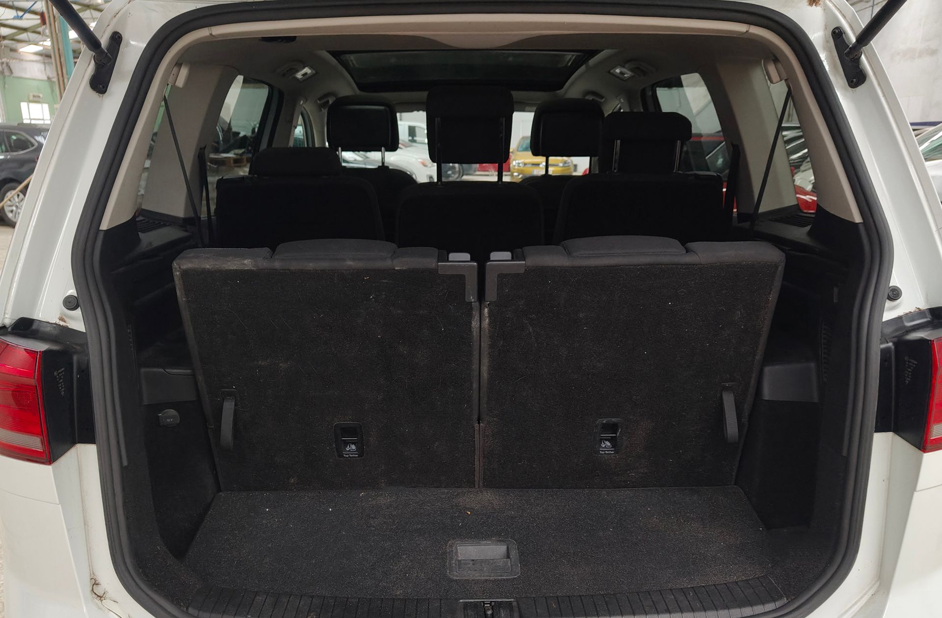 Volkswagen Touran Advance 1.6 TDI 7 plazas - foto 18