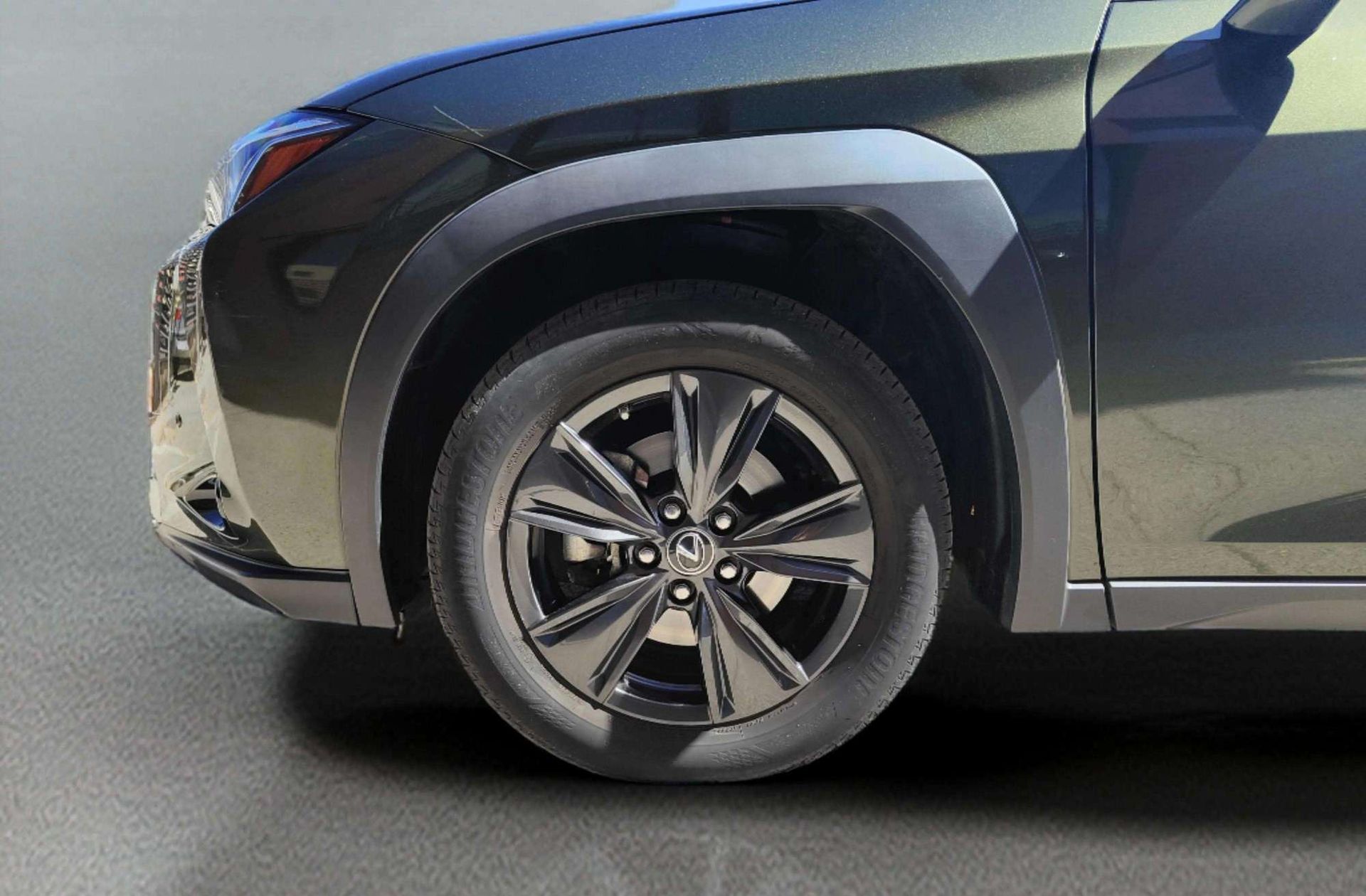 Lexus UX 250h Premium - foto 42