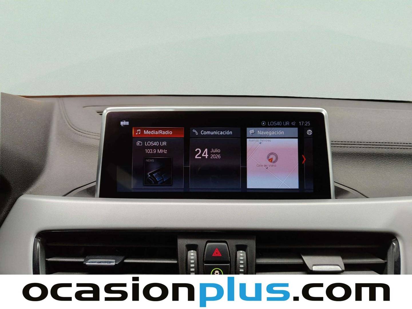 Extras y acabados del BMW X2 BMW X2 sDrive18d Business (150 CV)