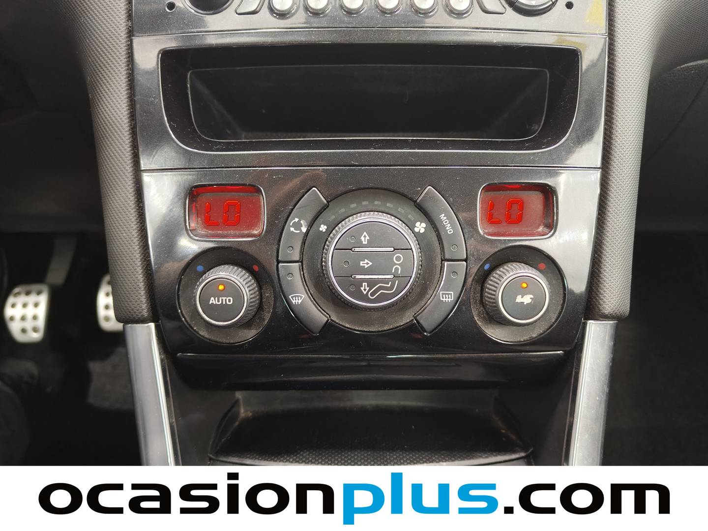 Equipamiento del Peugeot 308 Peugeot 308 CC CC 1.6 VTi Active (122 CV)