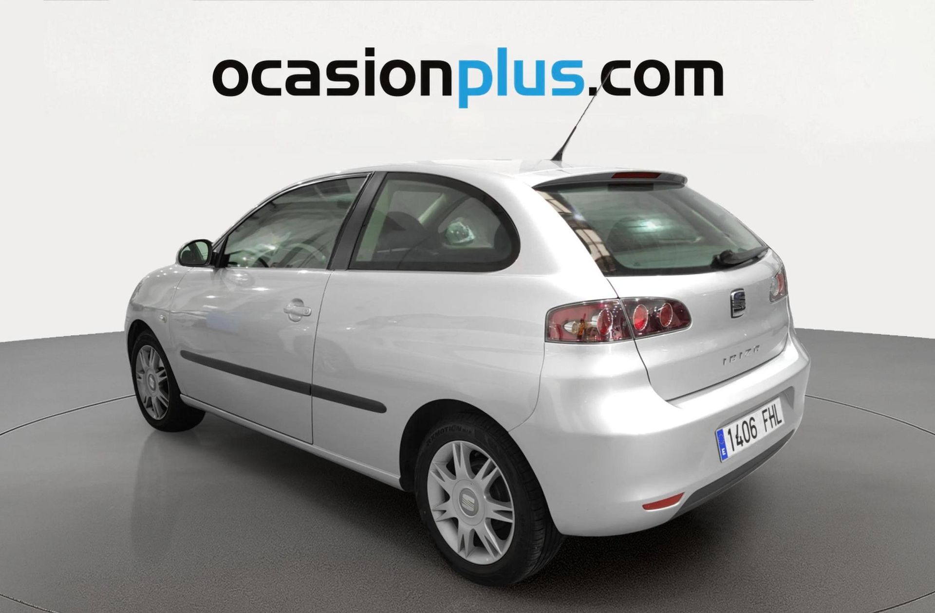SEAT Ibiza 1.4 16v Reference - foto 3