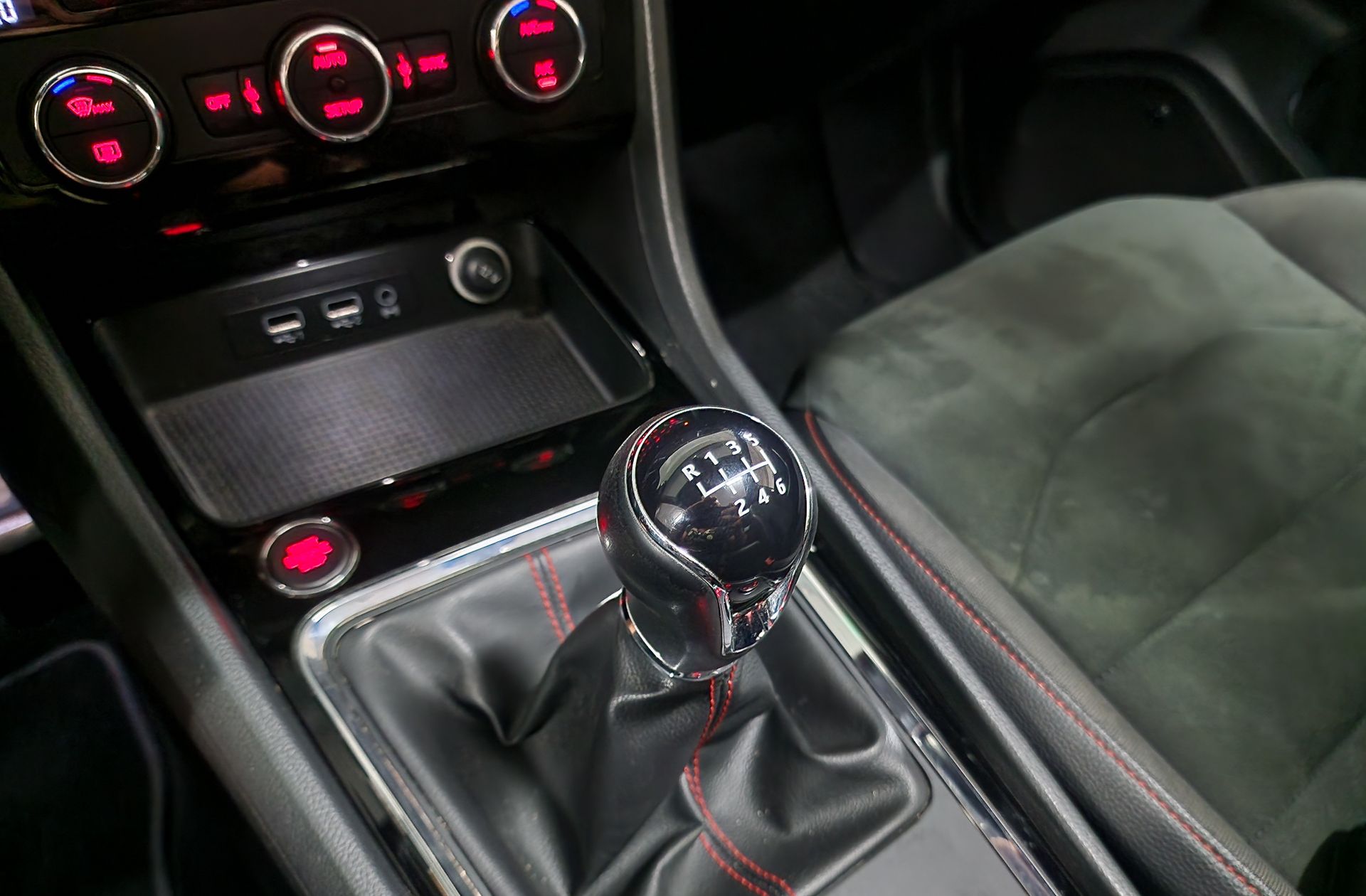 SEAT Ateca 1.5 TSI FR Edition - foto 5