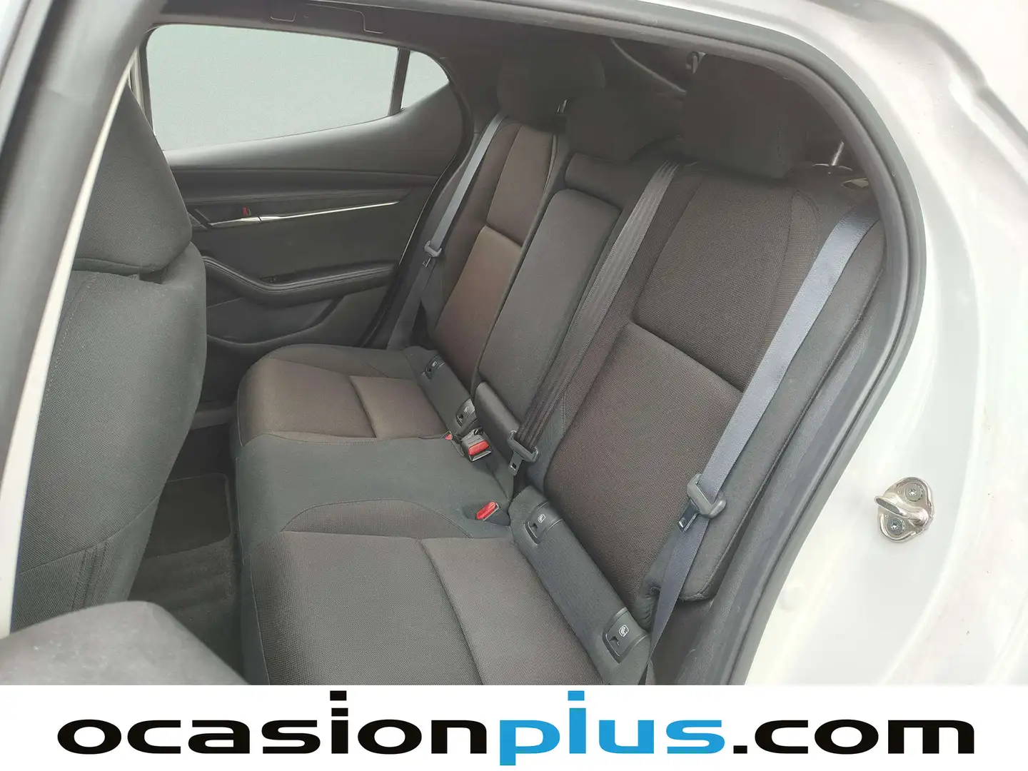 Foto Mazda Mazda3 Mazda Mazda 3 2.0 e-Skyactiv-G Evolution (122 CV)