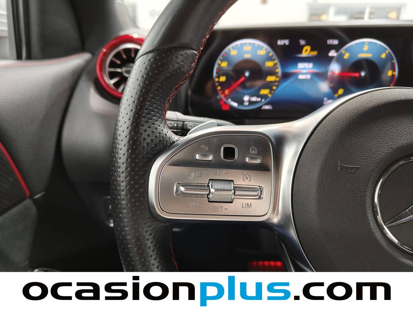 Foto Mercedes GLA Mercedes-Benz GLA 200 D (150 CV) Pack AMG