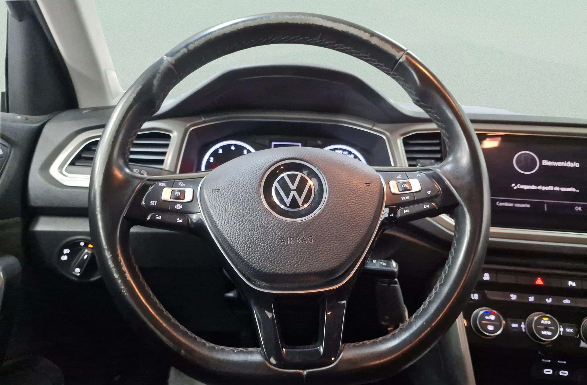 Volkswagen T-Roc Advance 1.0 TSI - foto 27