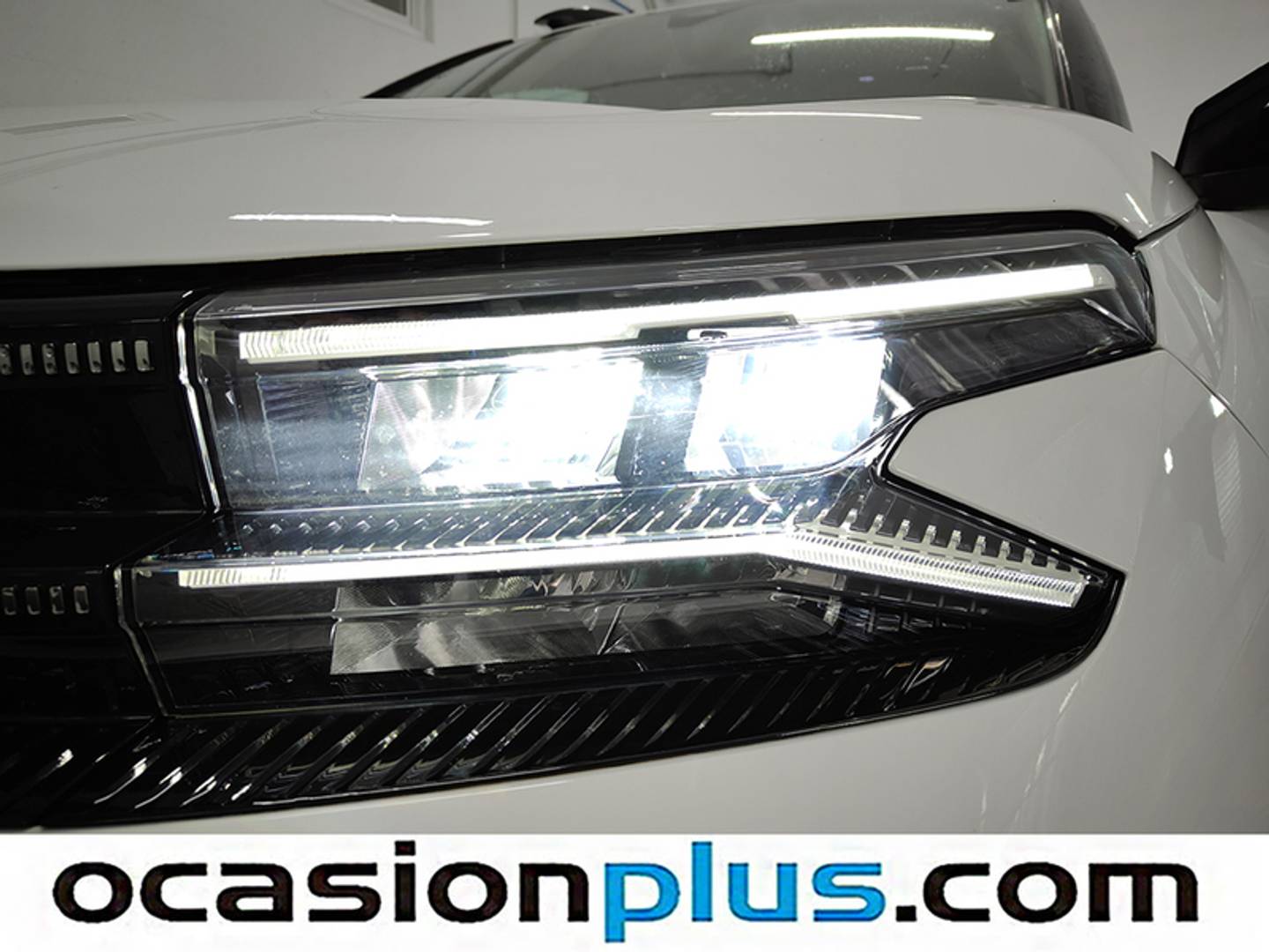 Foto Citroën C5 Aircross Citroen C5 Aircross PureTech 130 S&S Shine Pack EAT8 (131 CV)