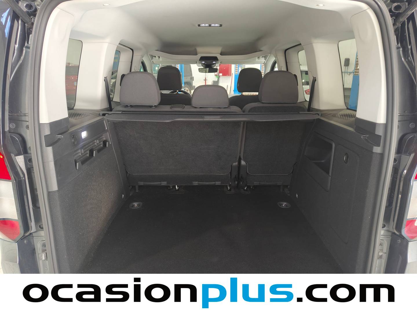 Fotos maletero Ford Tourneo Connect Ford Tourneo Connect 1.5 Ecoboost Active (114 CV)