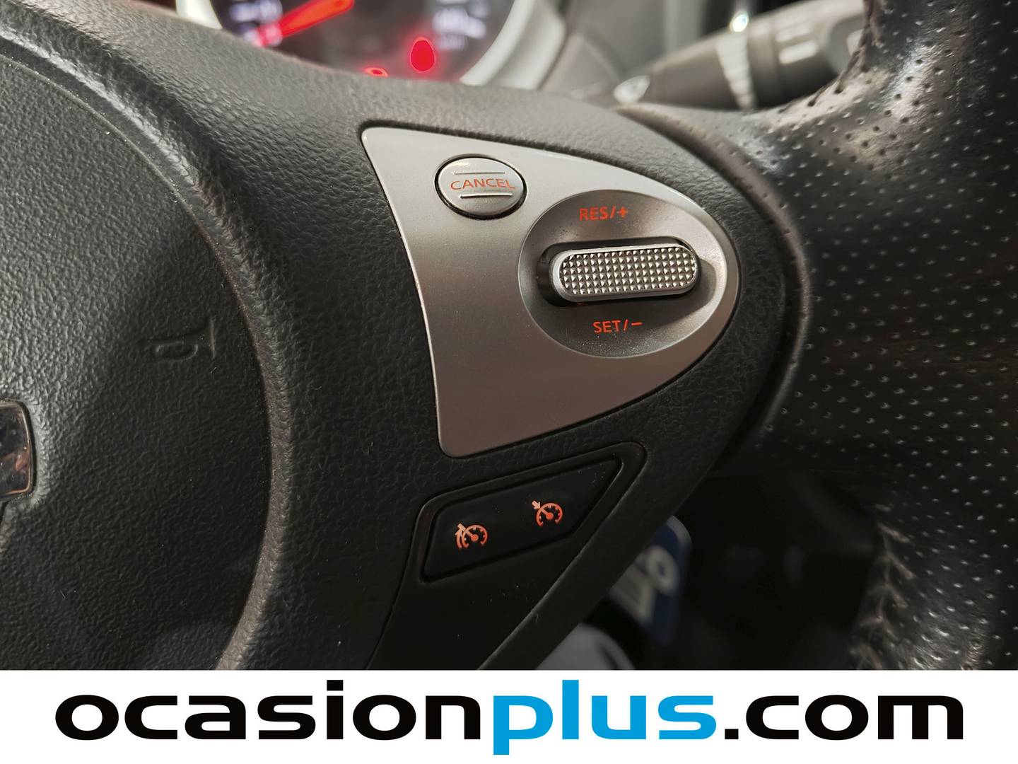 Equipamiento del Nissan JUKE Nissan Juke dCi 110 Acenta 4x2 (110 CV)