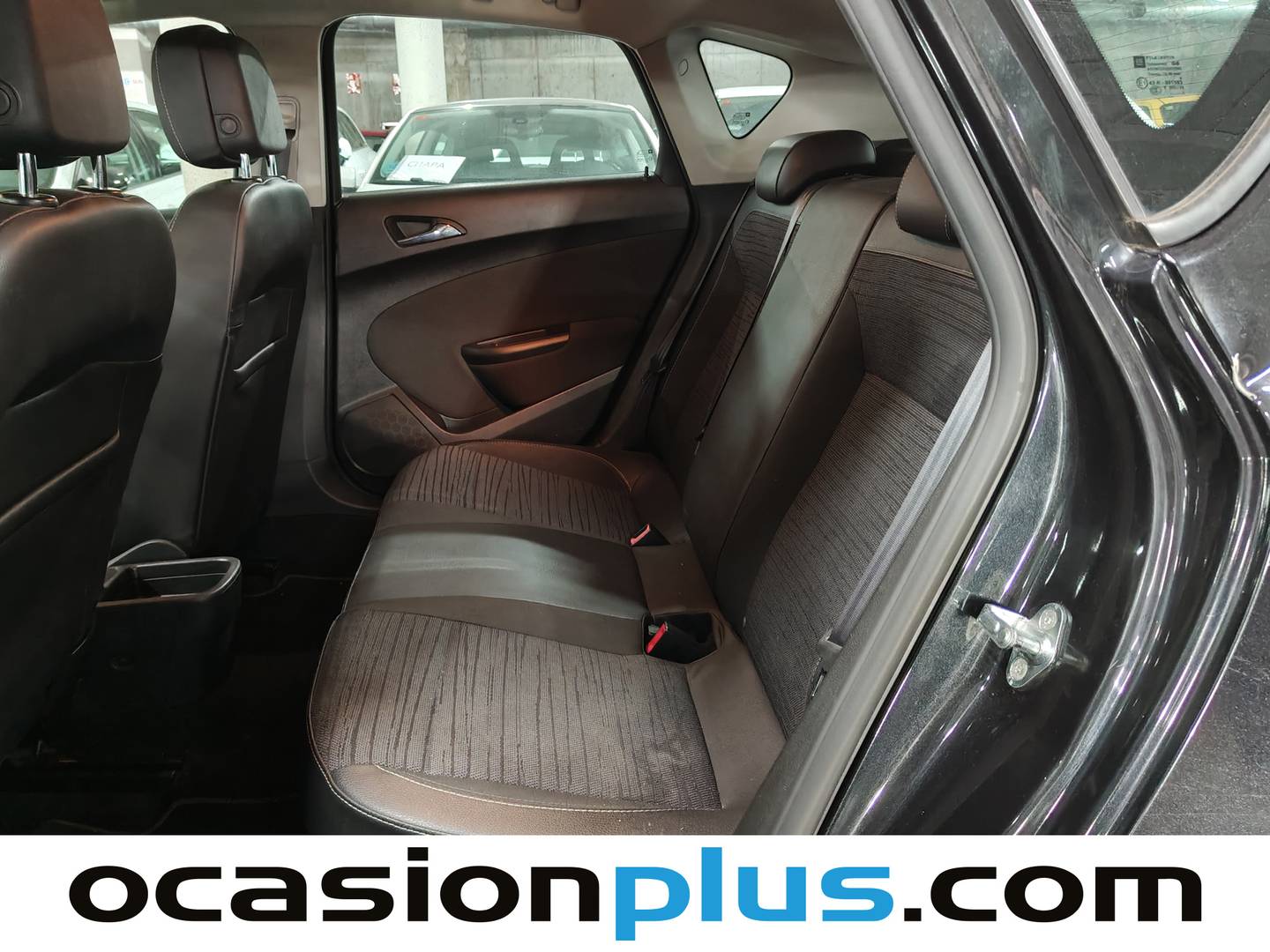 Foto asientos traseros Opel Astra Opel Astra 1.6 CDTi S&S Selective (110 CV)