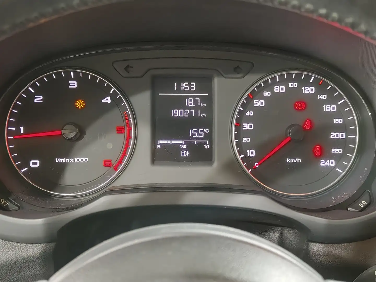 Foto Audi A1 Audi A1 Attraction 1.6 TDI (105 CV)