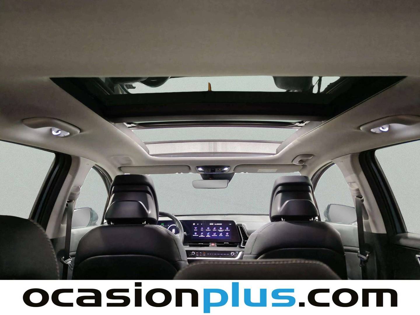 Extras y acabados del KIA Sportage KIA Sportage 1.6 T-GDi HEV Tech 4x2 (230 CV)