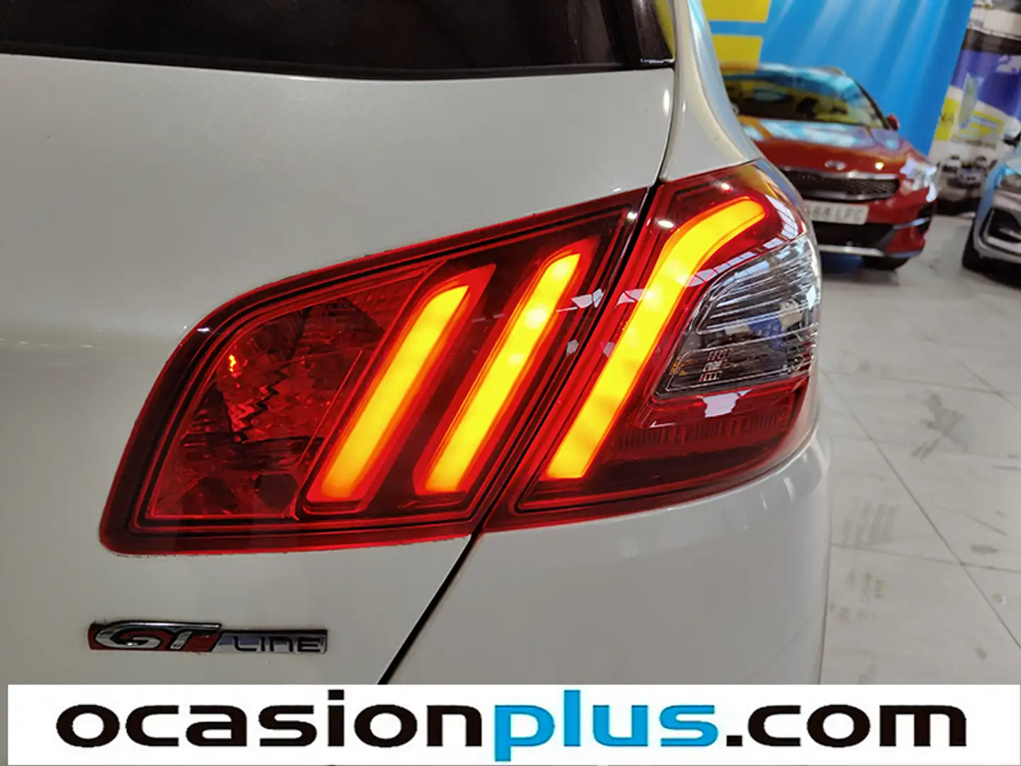 Foto Peugeot 308 Peugeot 308 PureTech 130 S&S GT Line (130 CV)