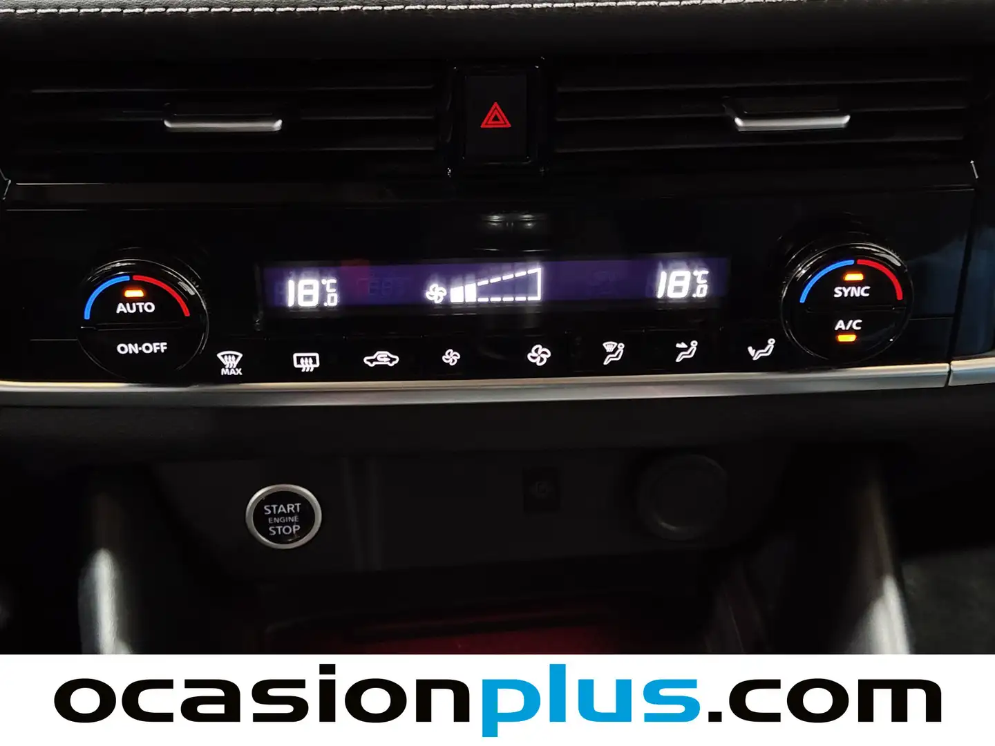 Foto Nissan QASHQAI Nissan Qashqai DIG-T 140 mHEV N-Connecta 4x2 (140 CV)