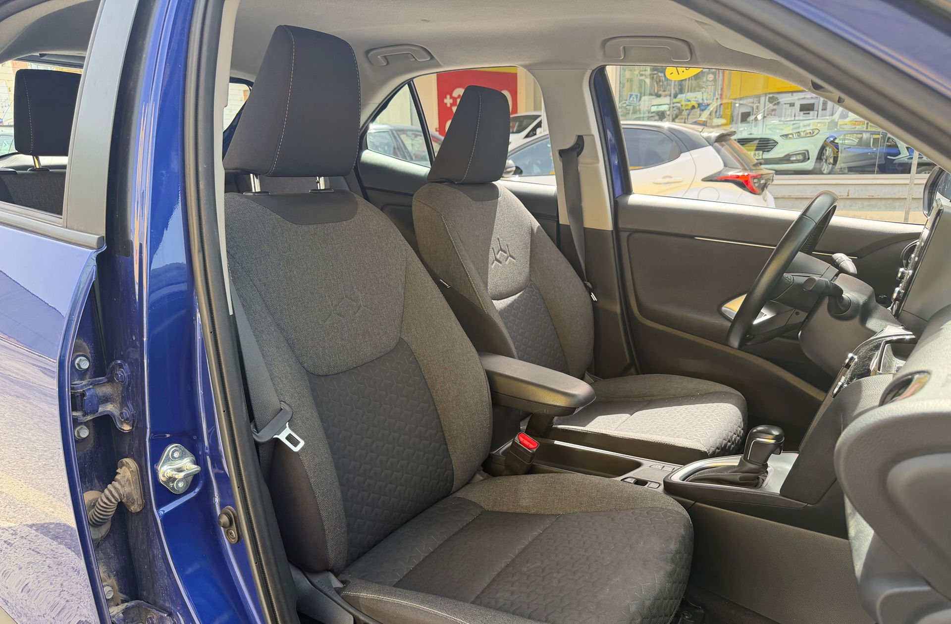 Toyota Yaris Cross 120H Business Plus - foto 15
