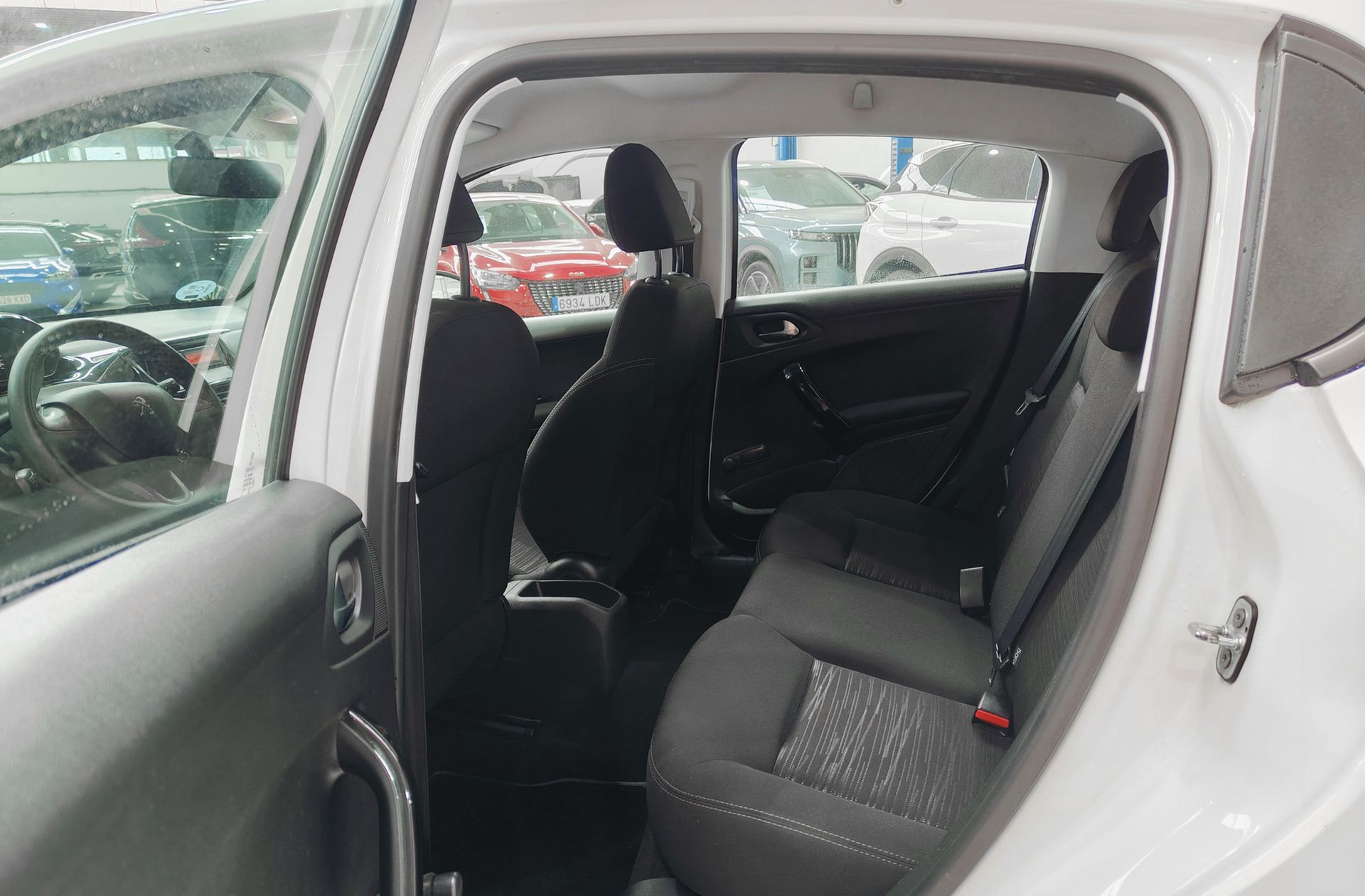 Peugeot 208 1.0L PureTech Access - foto 8