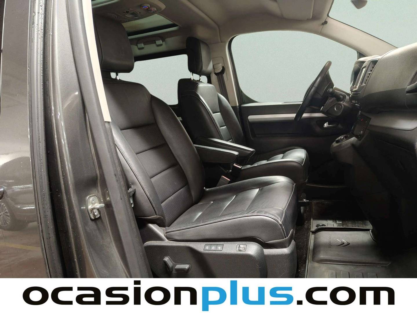 Foto Citroën Spacetourer Citroen Spacetourer BlueHDi 180 Shine EAT8 (177 CV) 8 Plazas