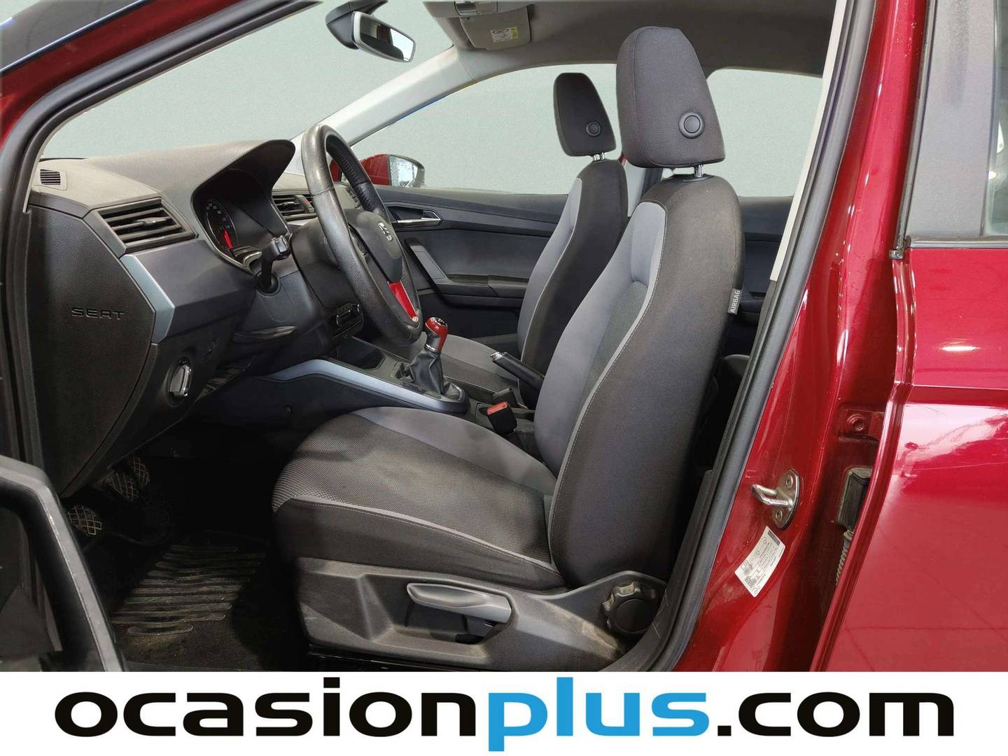 Foto asientos delanteros Seat Arona SEAT Arona 1.0 TSI S&S Style (95 CV)