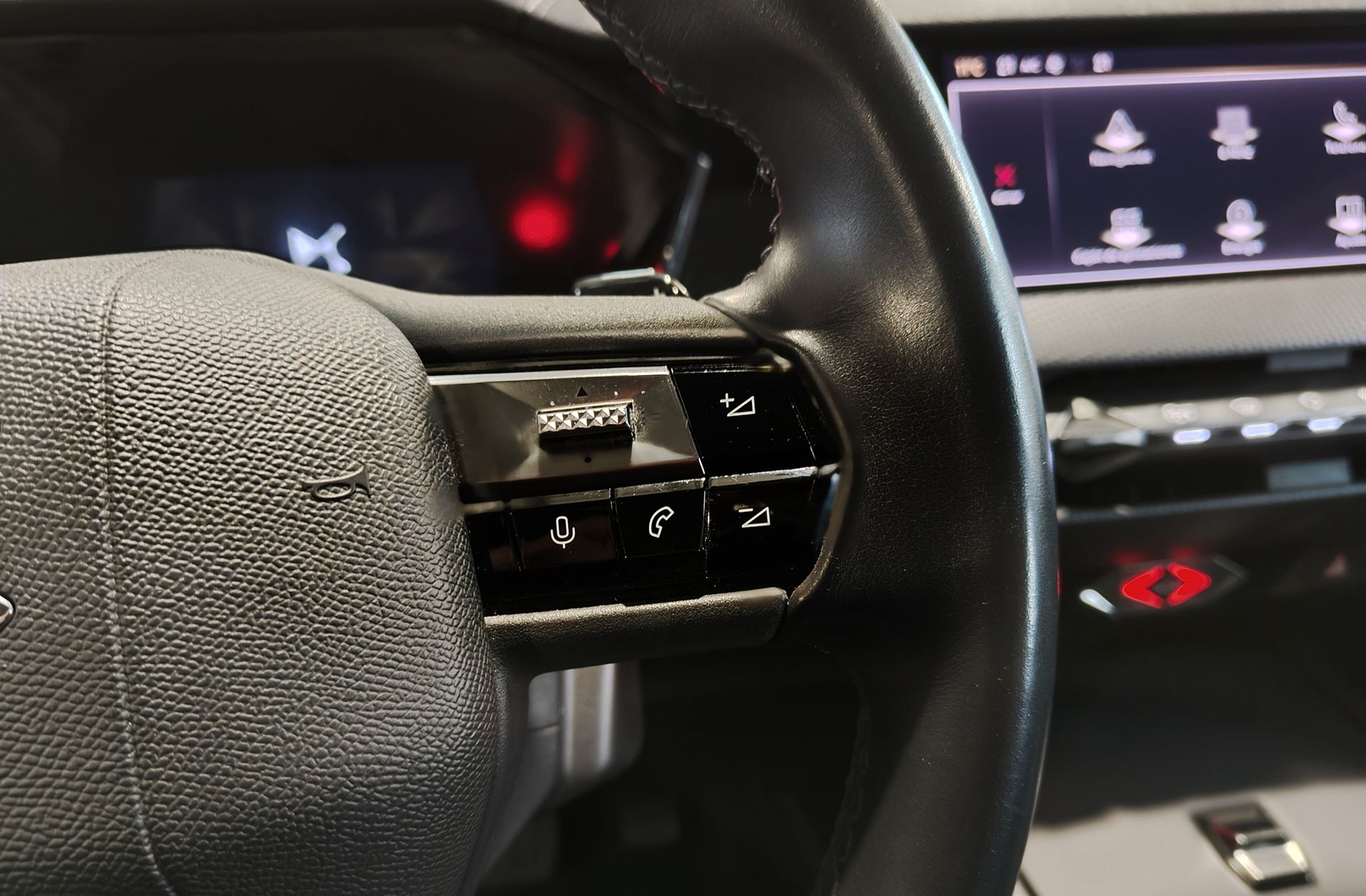 DS DS 4 E-Tense Trocadero - foto 29