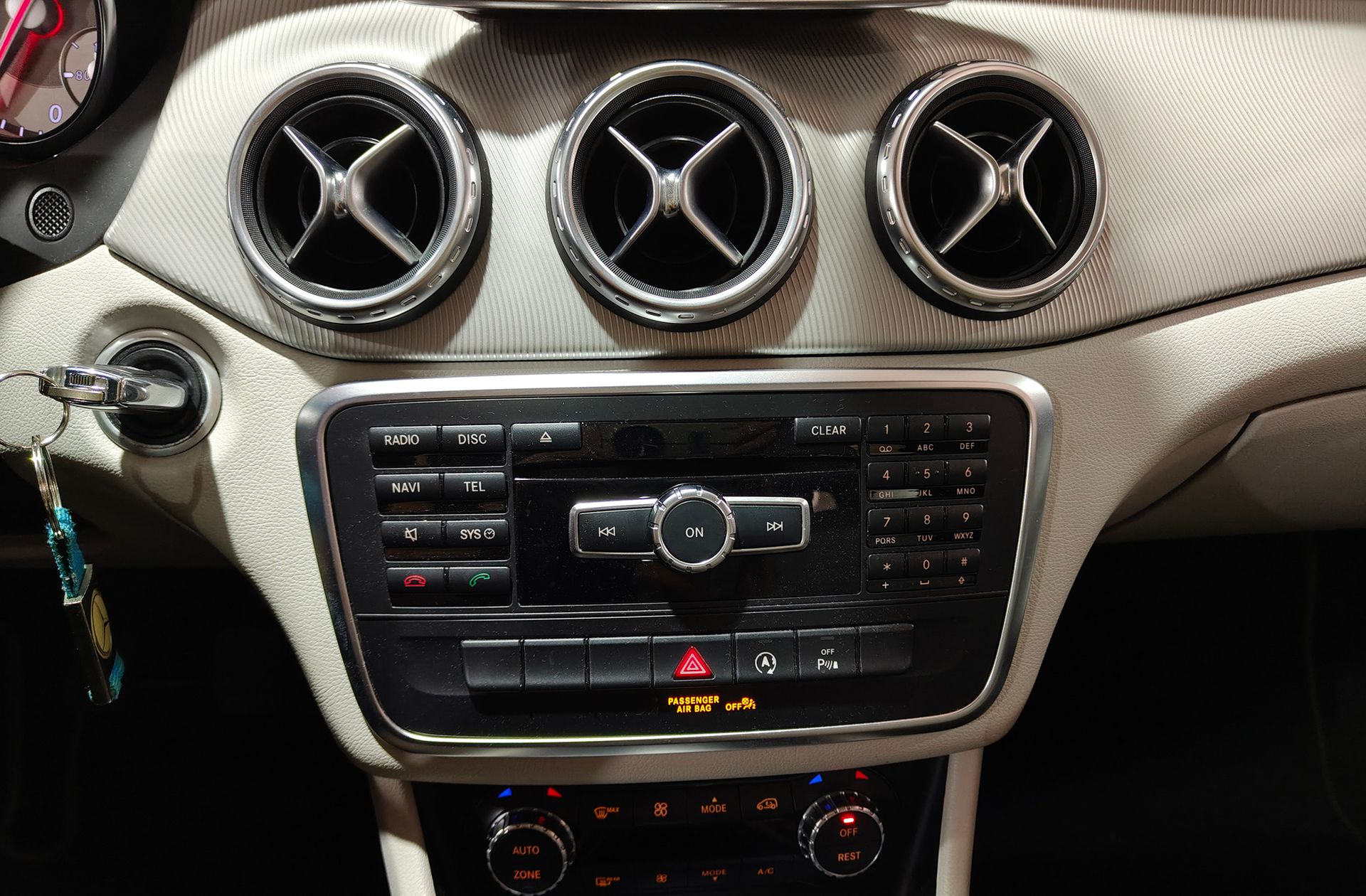 Mercedes-Benz GLA 200 CDI Style - foto 30
