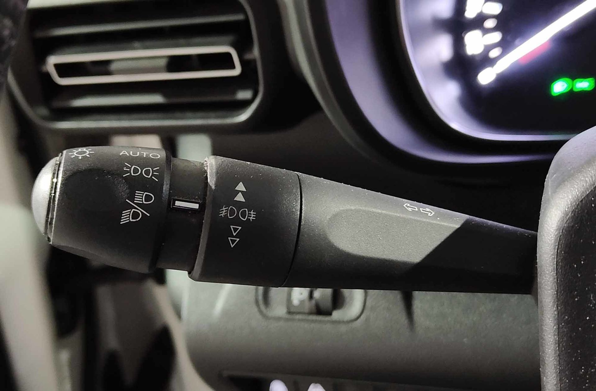 Citroën Berlingo Talla M BlueHDi 130 Rip Curl - foto 27