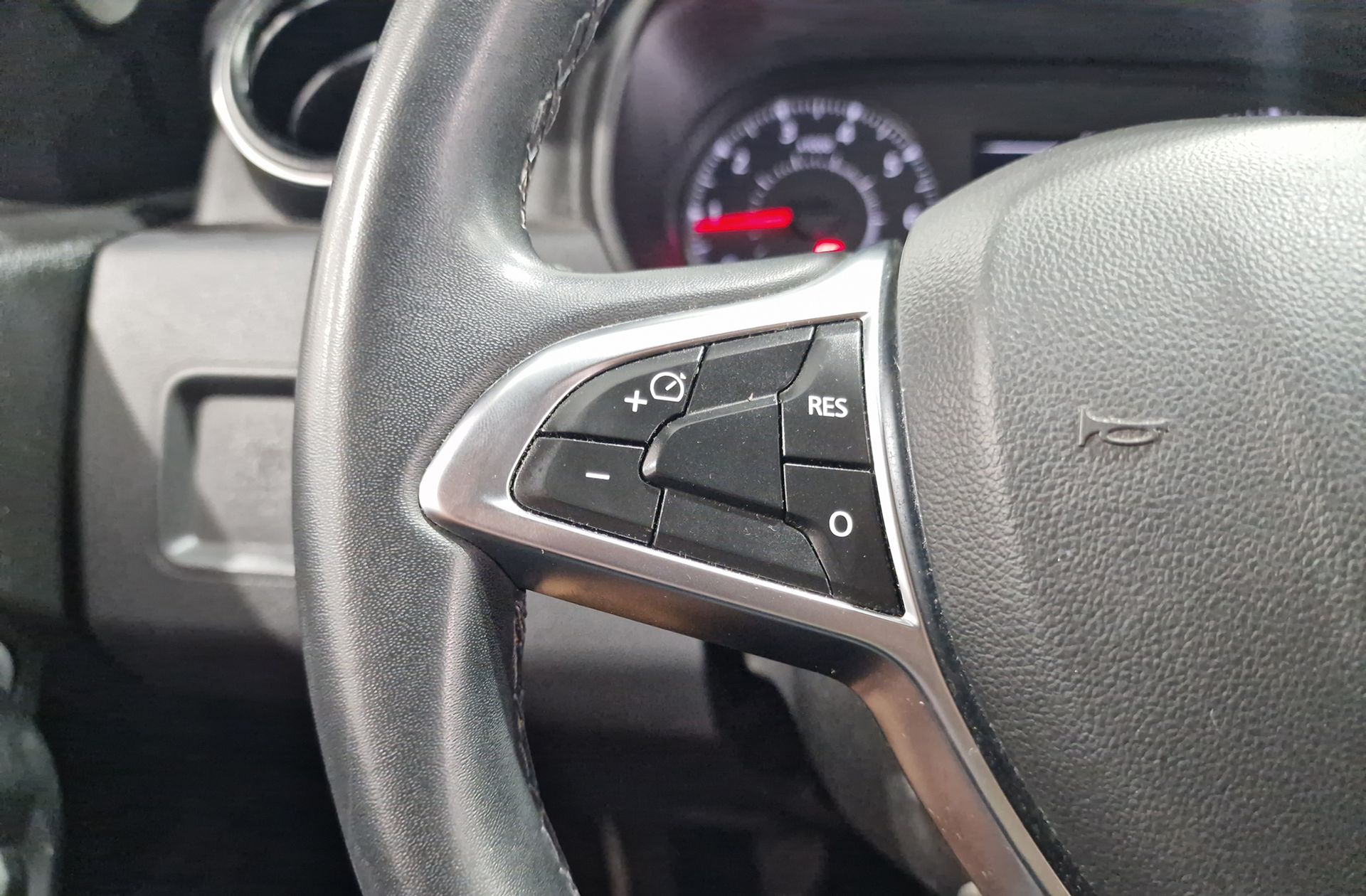 Dacia Duster 1.6 Access 4x2 - foto 22