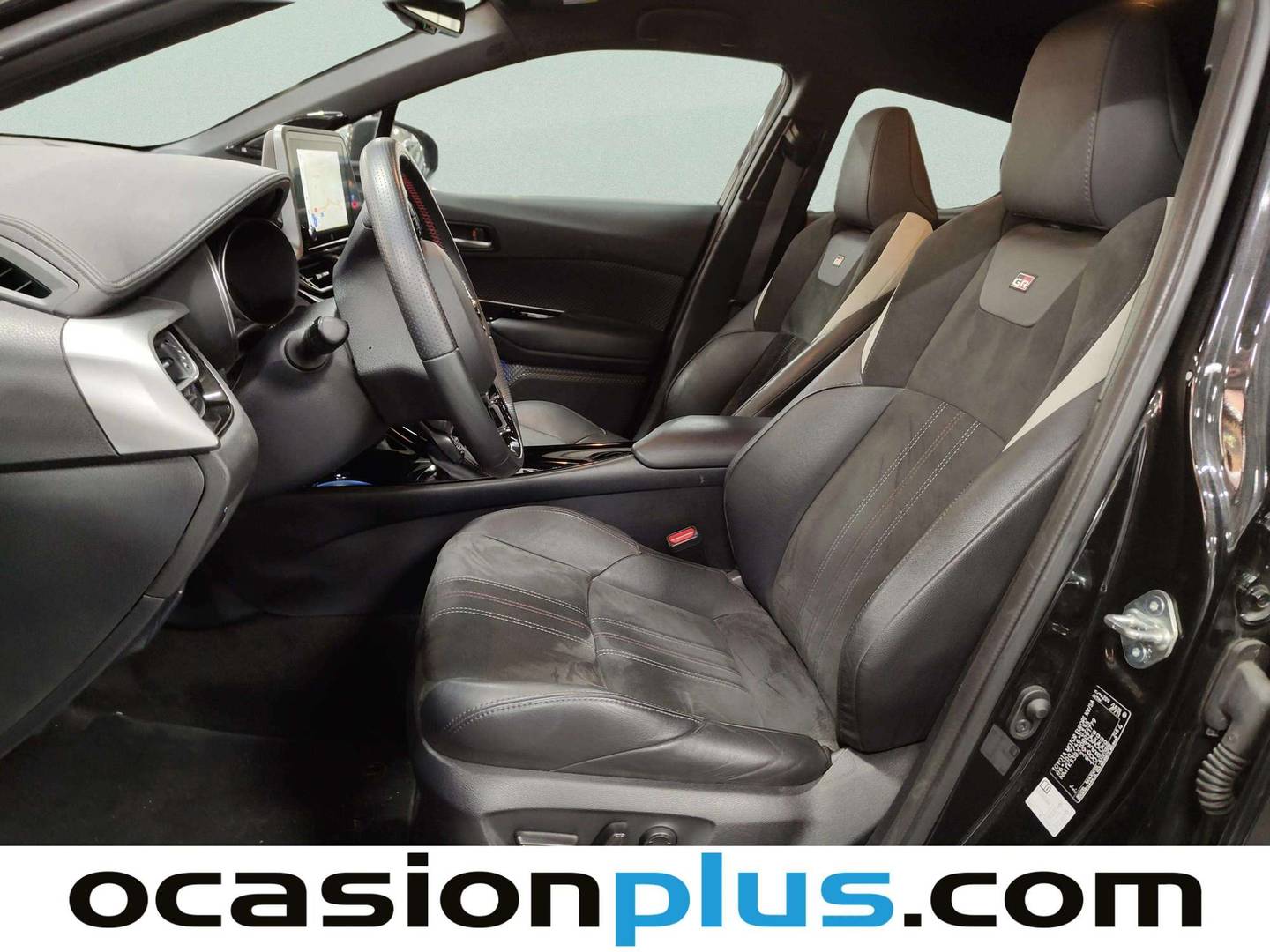 Foto asientos delanteros Toyota C-HR Toyota C-HR 180H GR Sport Black Edition Auto (184 CV)