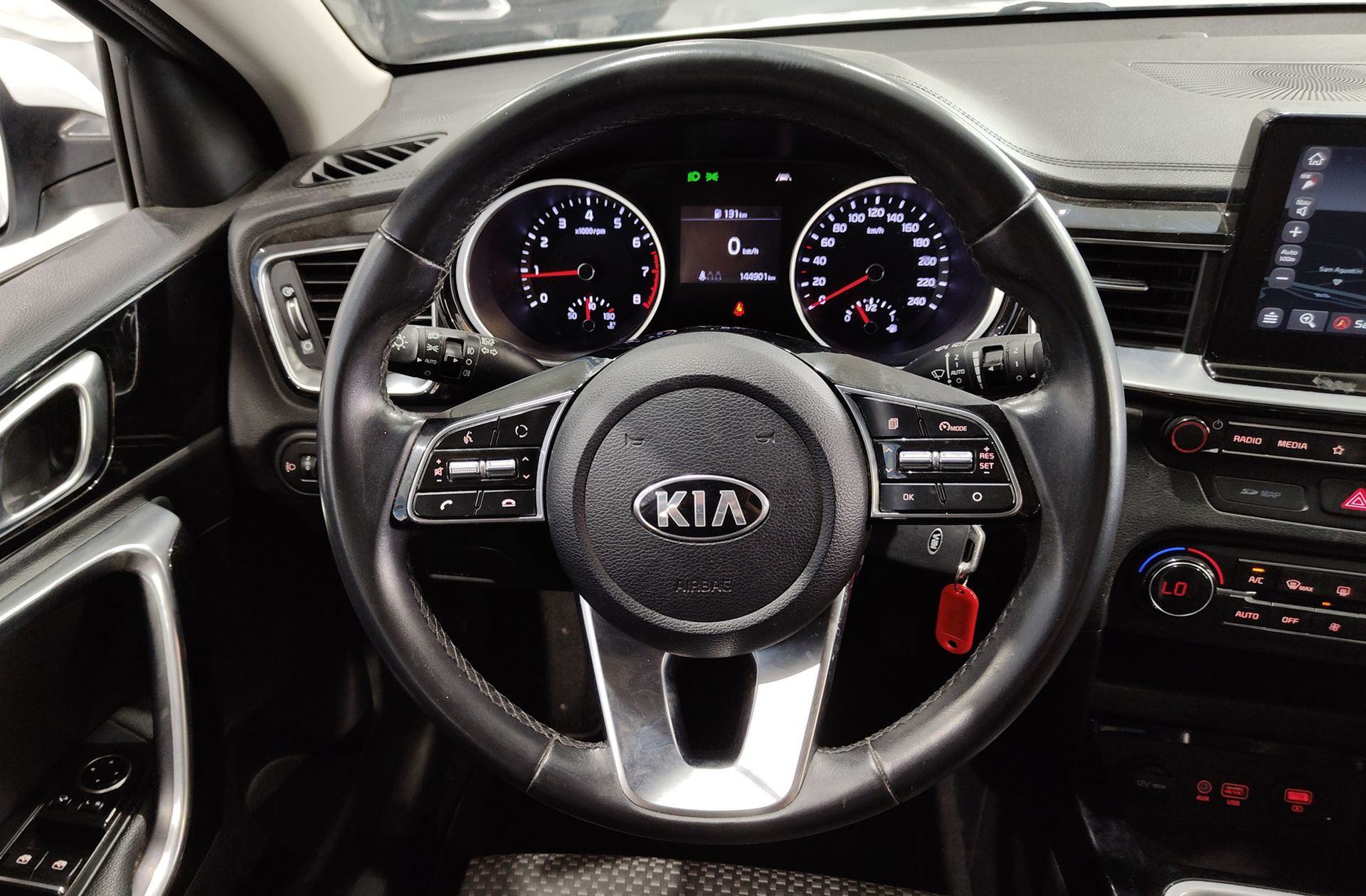 Kia Ceed 1.0 T-GDi Tech - foto 24