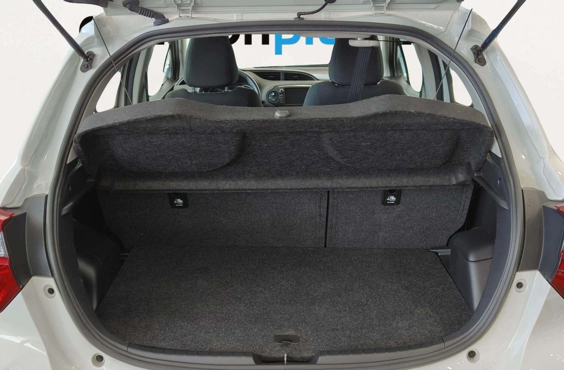 Toyota Yaris 1.5 Hybrid Active - foto 16