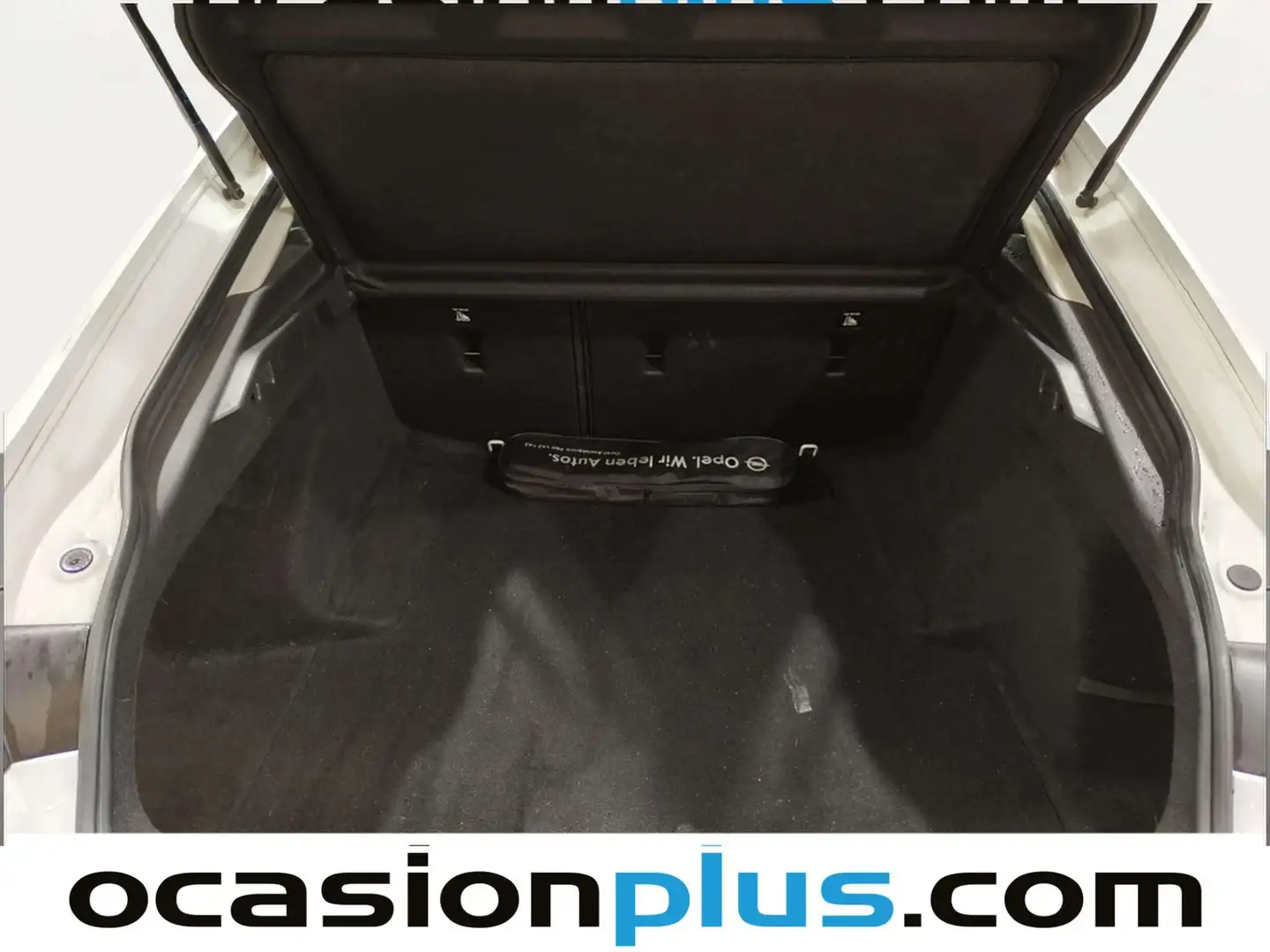 Foto Opel Insignia Opel Insignia GS 1.5 Turbo XFL Selective (140 CV)