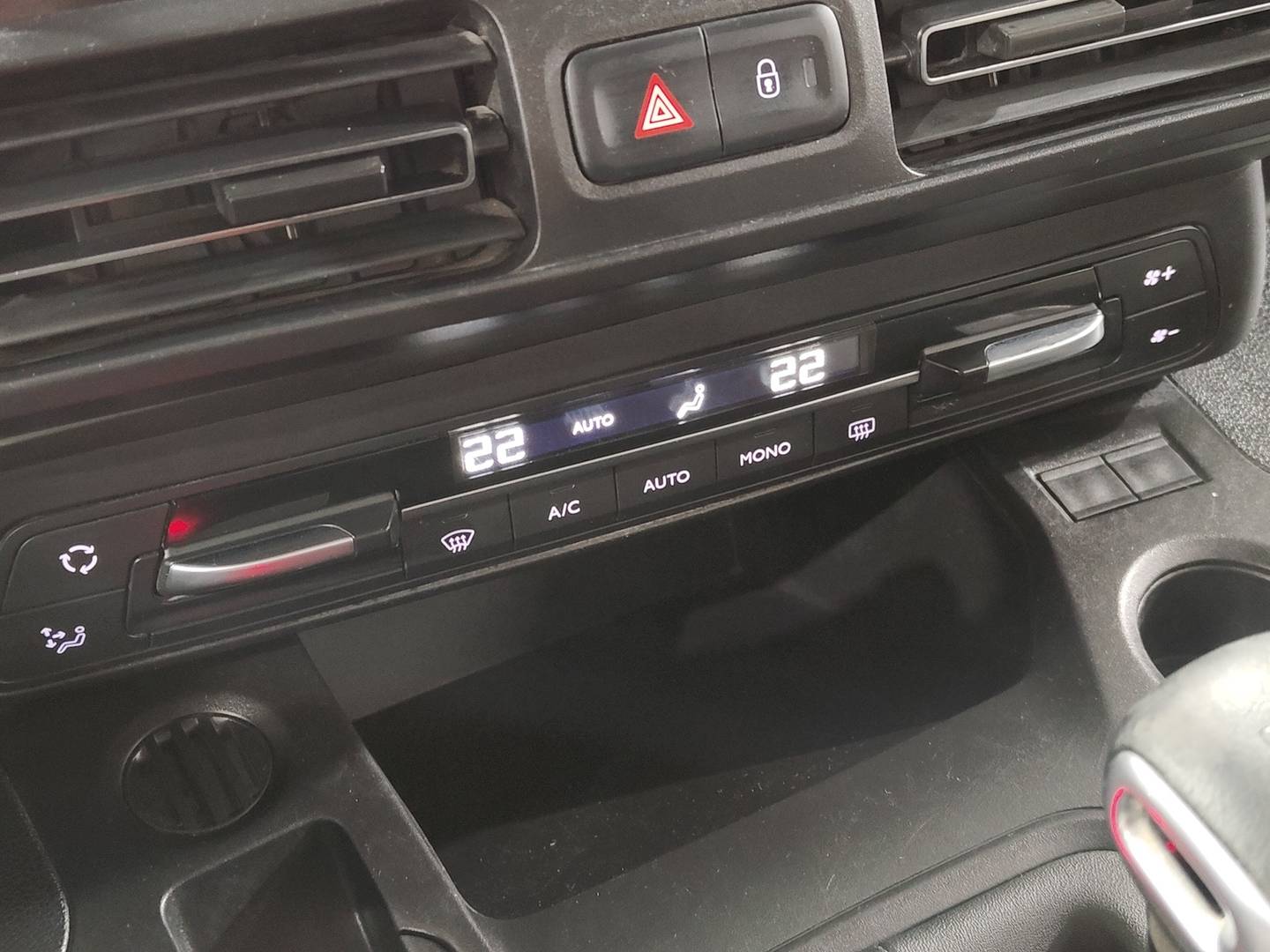 Foto Citroën Berlingo Citroen Berlingo BlueHDi 130 S&S Talla M Shine (130 CV)