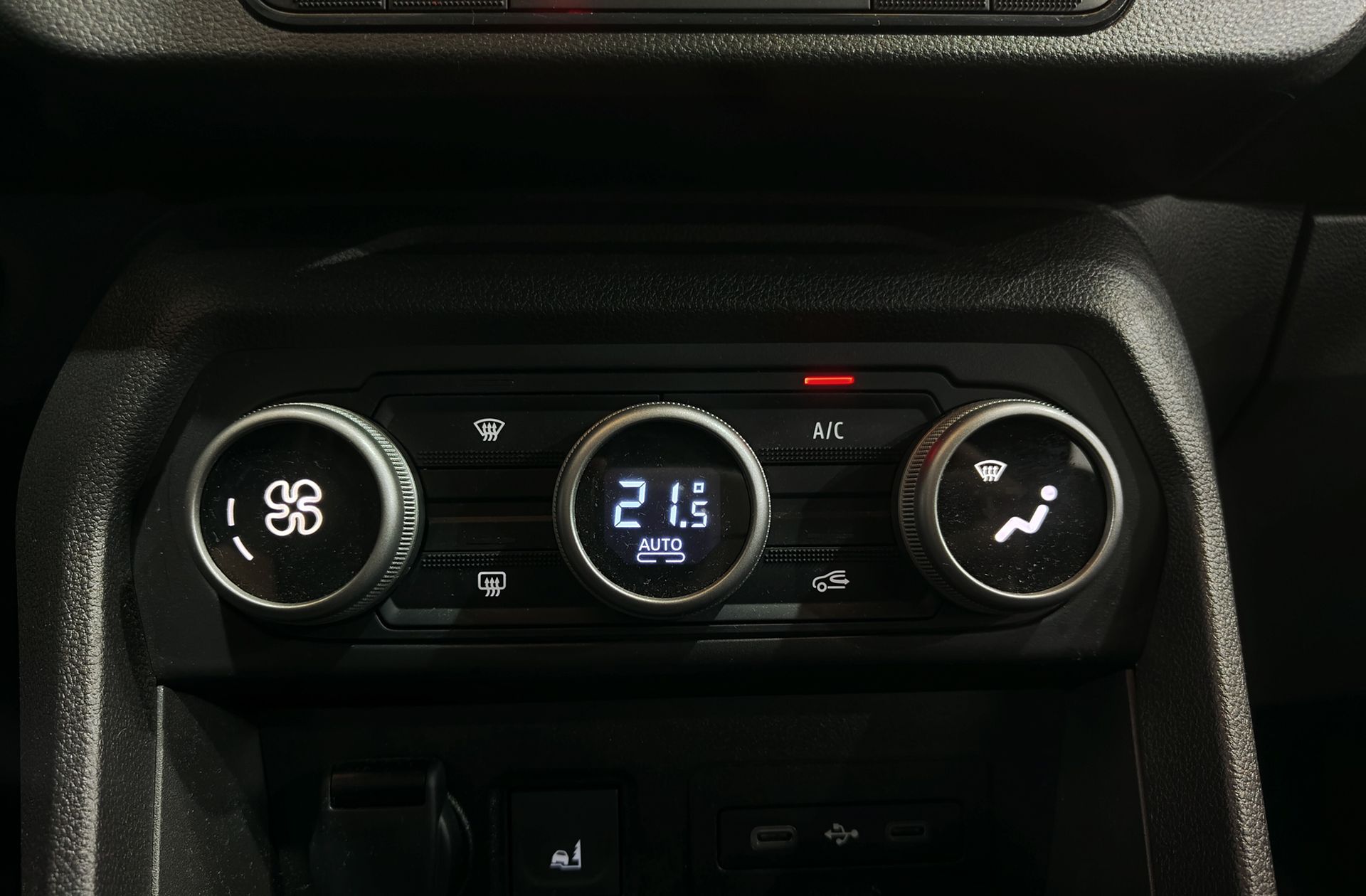 Dacia Jogger Extreme Hybrid 7 plazas - foto 32