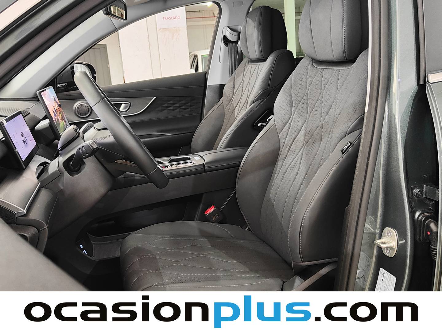 Foto asientos delanteros EBRO S800 EBRO S800 1.6 TGDI Premium DCT (147 CV) 7 Plazas