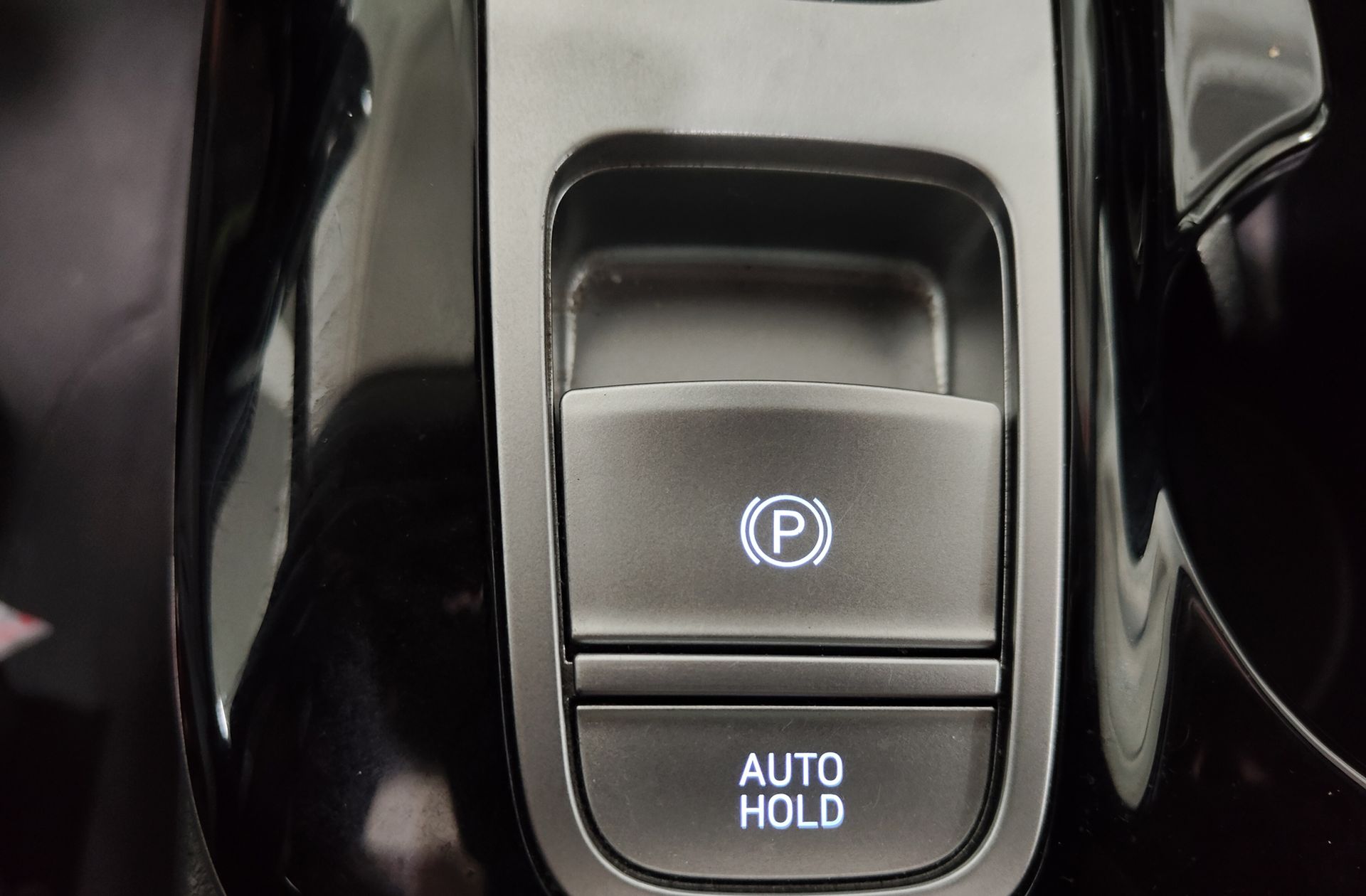 Hyundai Tucson 1.6 T-GDi PHEV Tecno Sky 4x4 - foto 30