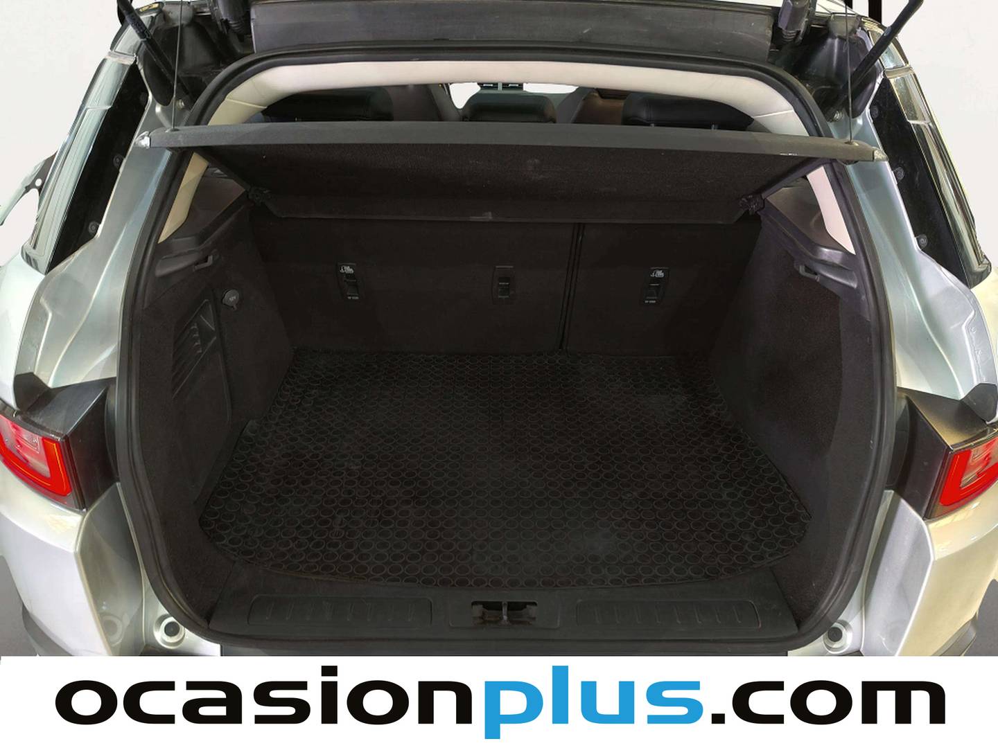 Fotos maletero Land Rover Range Rover Evoque Land Rover Range Rover Evoque 2.0L TD4 SE 4x4 Auto (150 CV)