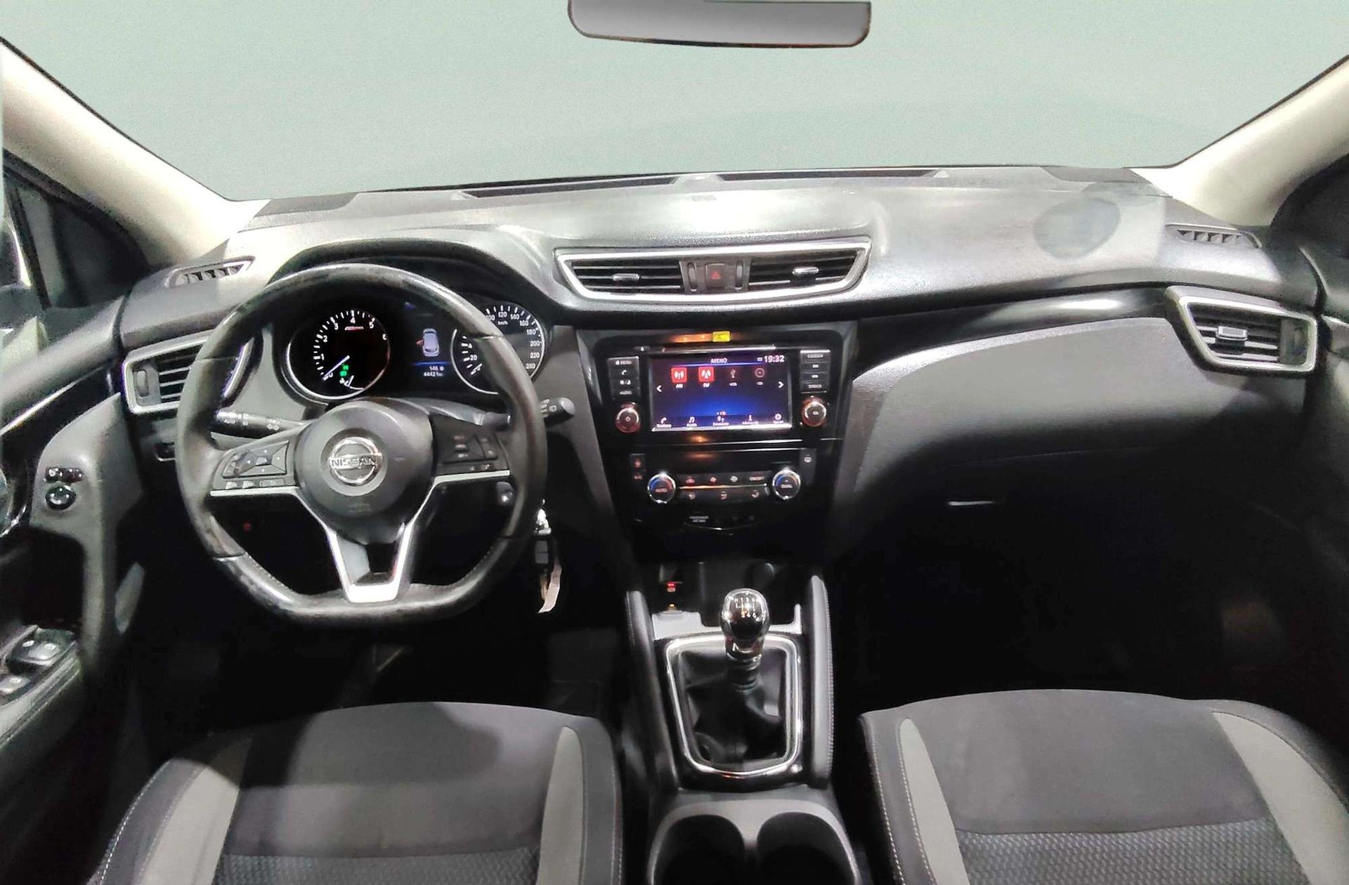 Nissan Qashqai DIG-T 140 Acenta 4x2 - foto 6