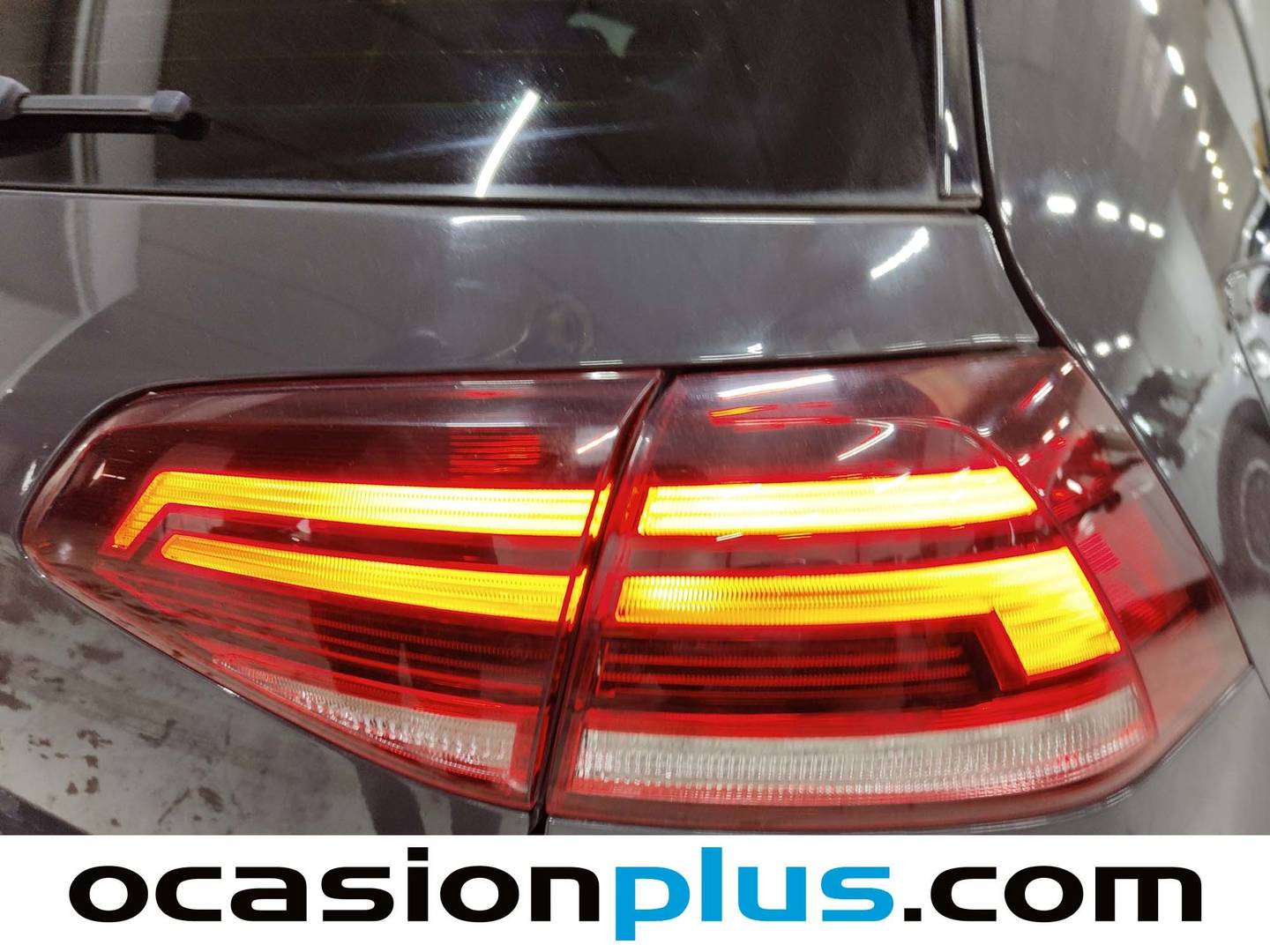 Foto Volkswagen Golf Volkswagen Golf Sport 2.0 TDI  Pack R-line (150 CV) DSG