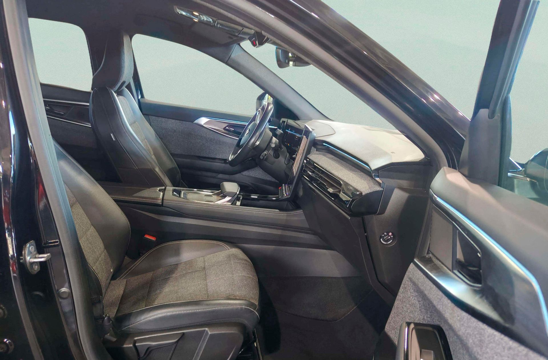 Renault Espace Techno E-Tech full hybrid - foto 19