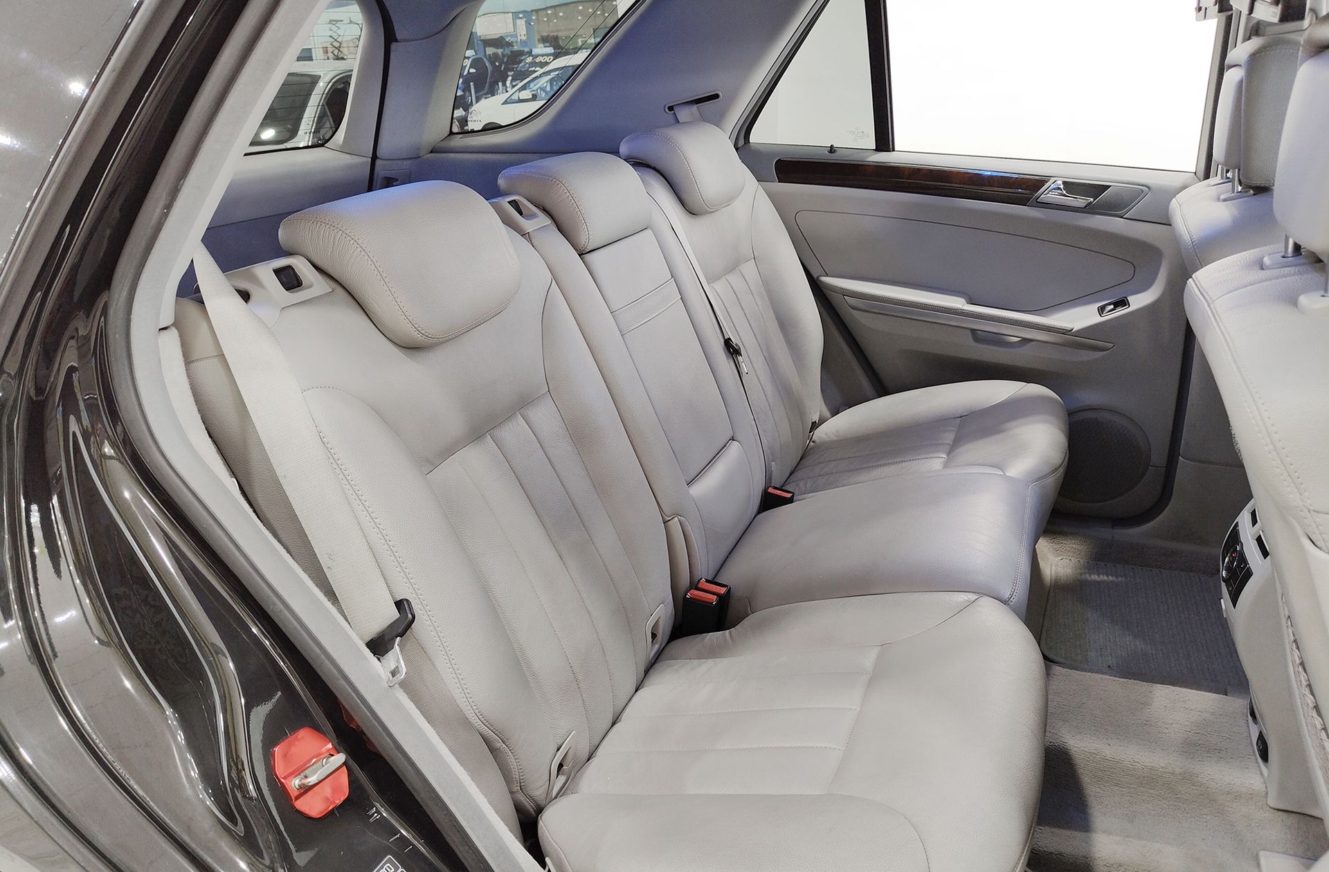 Mercedes-Benz Clase M ML 350 - foto 18