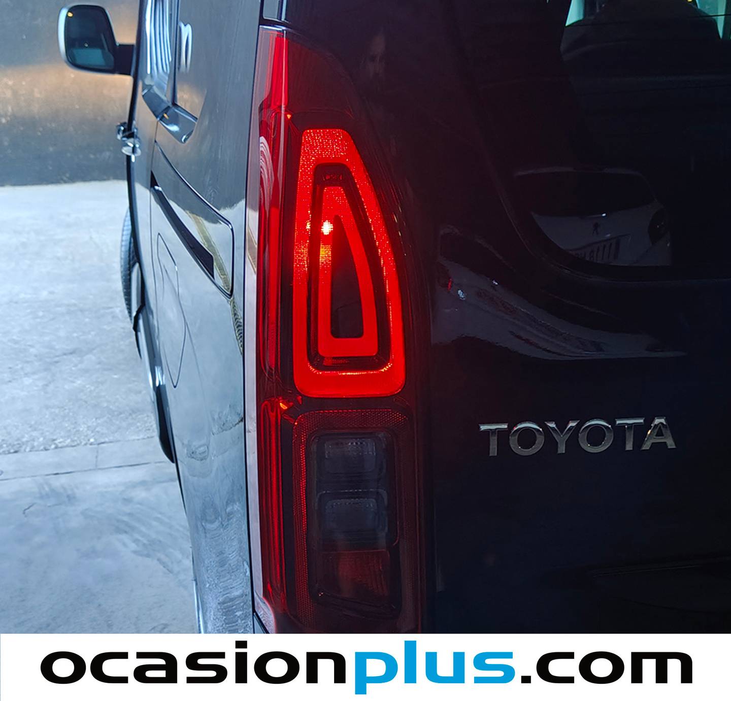 Toyota Proace City Verso Toyota Proace City Verso 1.2 Family Active L1 5 Plazas (110 CV) gasolina