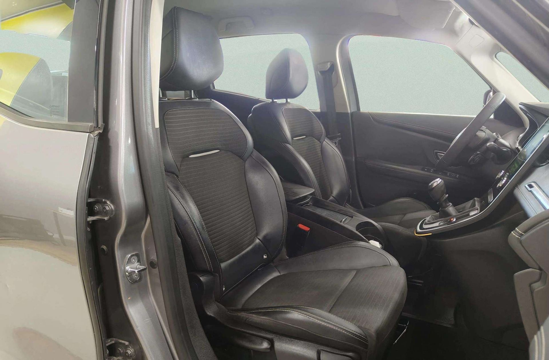 Renault Scénic Zen Energy TCe - foto 18