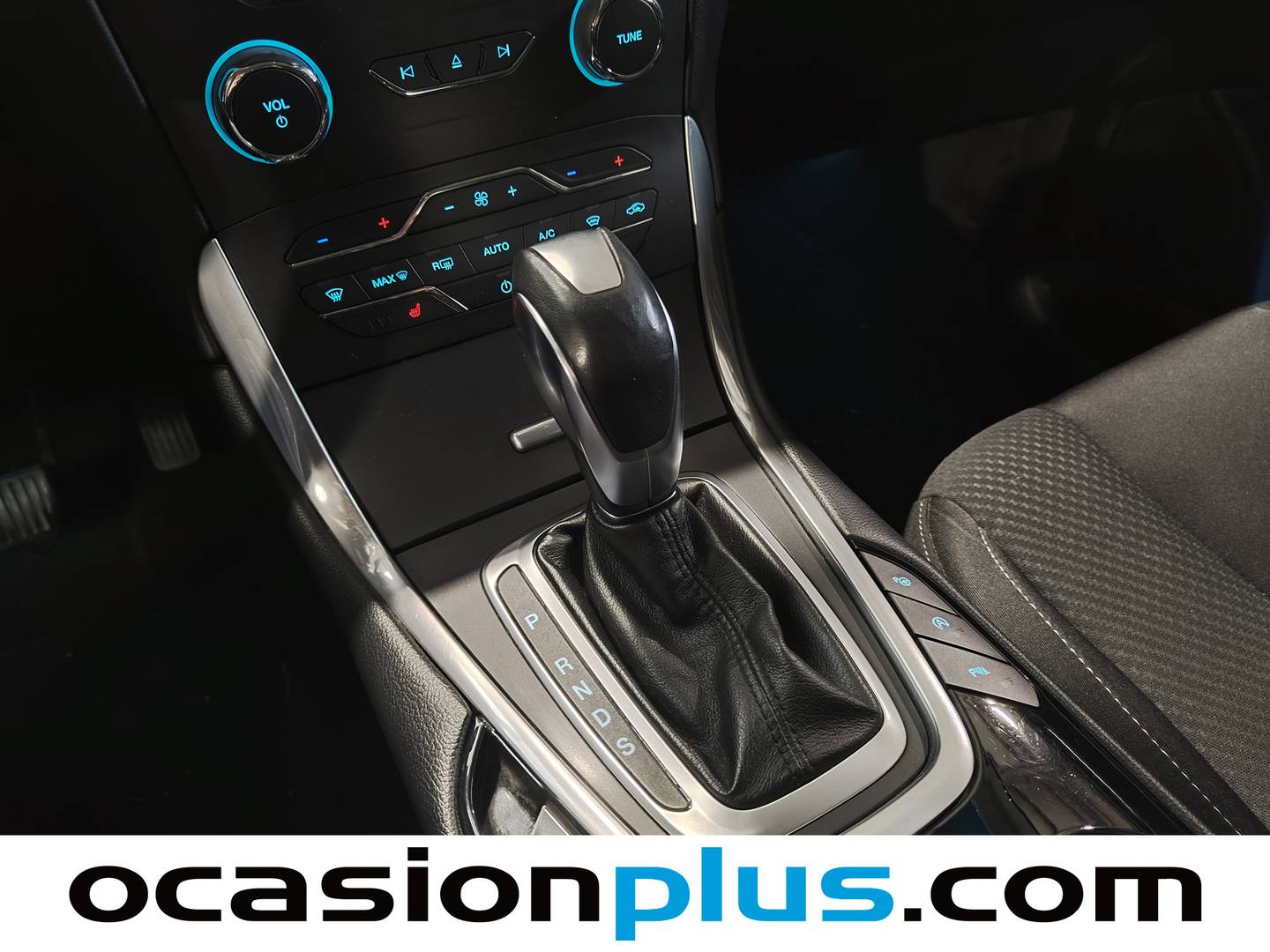 Ford Edge Ford Edge 2.0 TDCi Titanium 4WD PowerShift (210 CV) de segunda mano