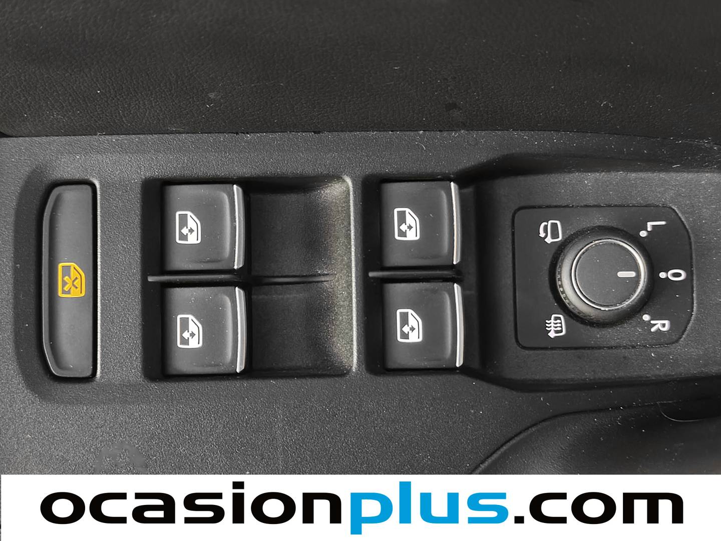 Seat León SEAT León 1.5 eTSI S&S FR Launch Pack L DSG (150 CV) automático