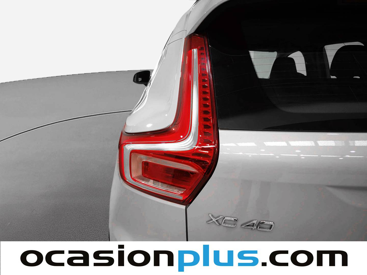 Volvo XC40 Volvo XC40 T2 Momentum Core(129 CV)m Core (129 CV) al mejor precio