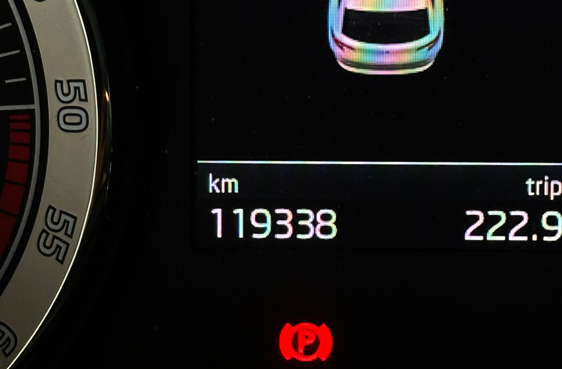 Škoda Karoq 1.6 TDI Like - foto 11