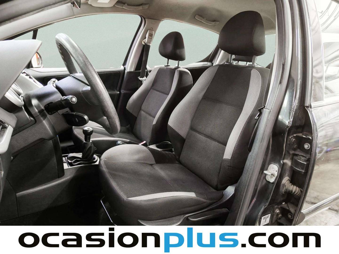 Foto asientos delanteros Peugeot 207 Peugeot 207 1.4i Confort (75 CV)