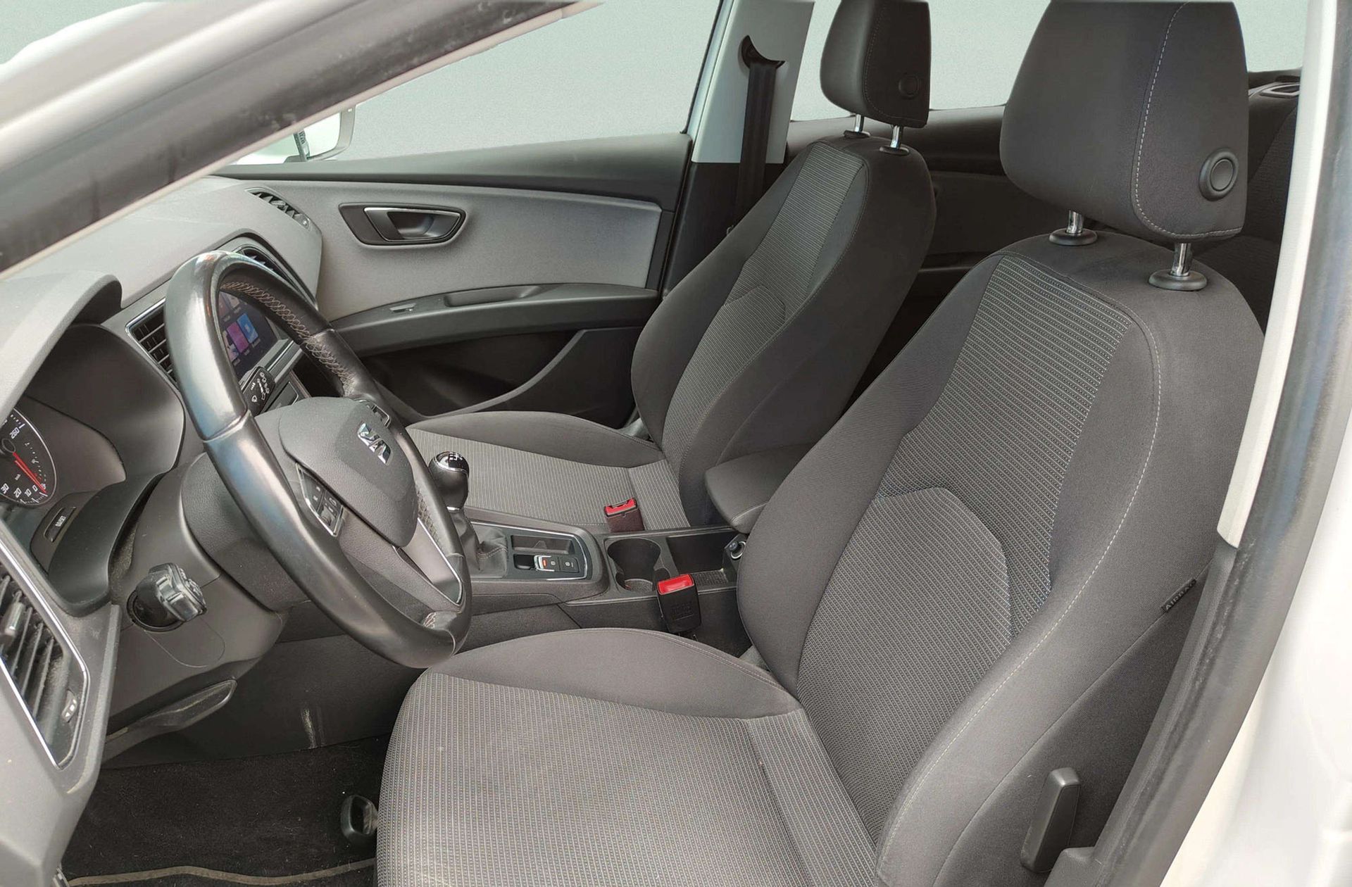 SEAT León ST 1.6 TDI Style - foto 9